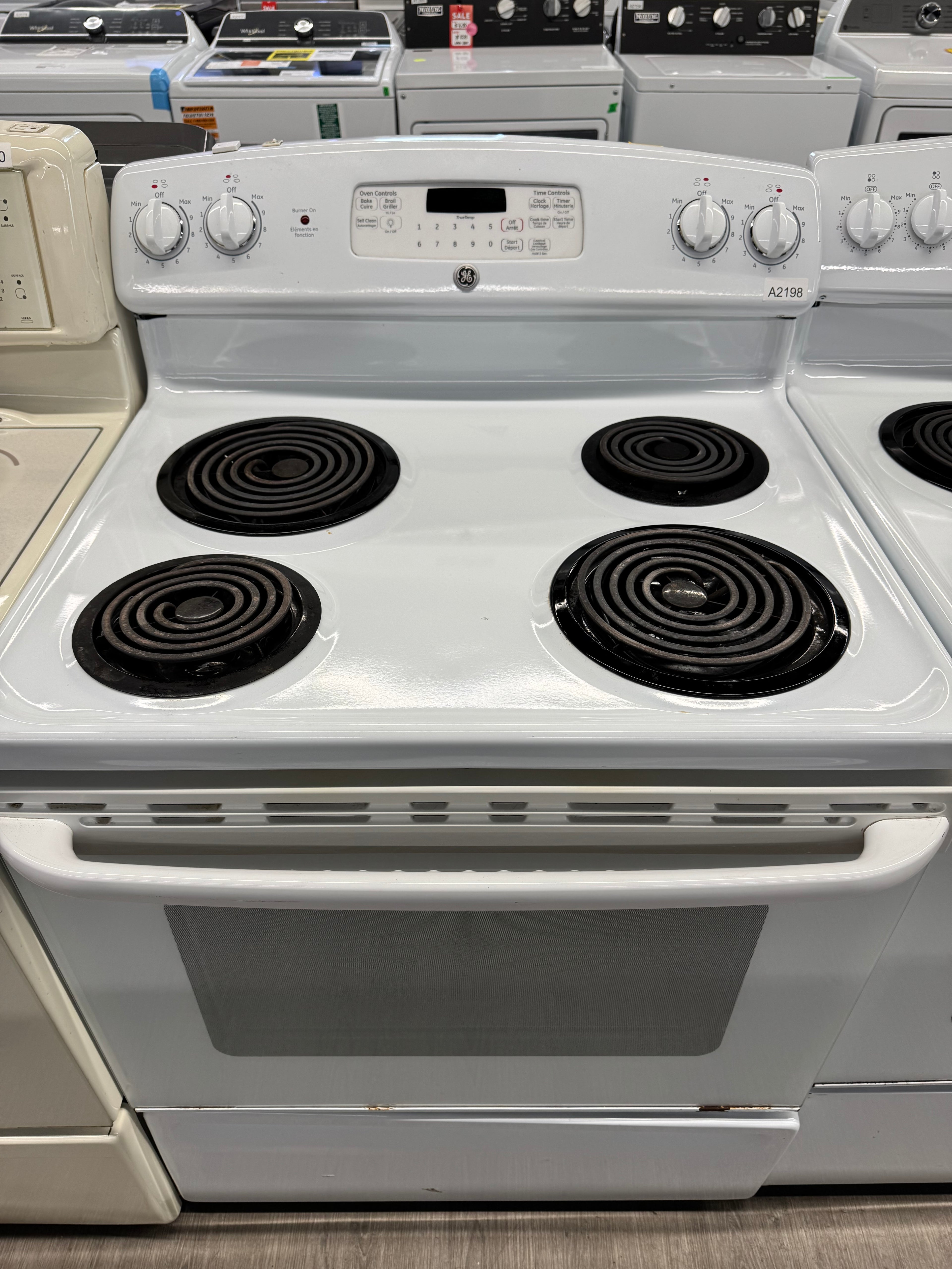 GE 30” Freestanding Coil Top Range - JCBP350DT2WW