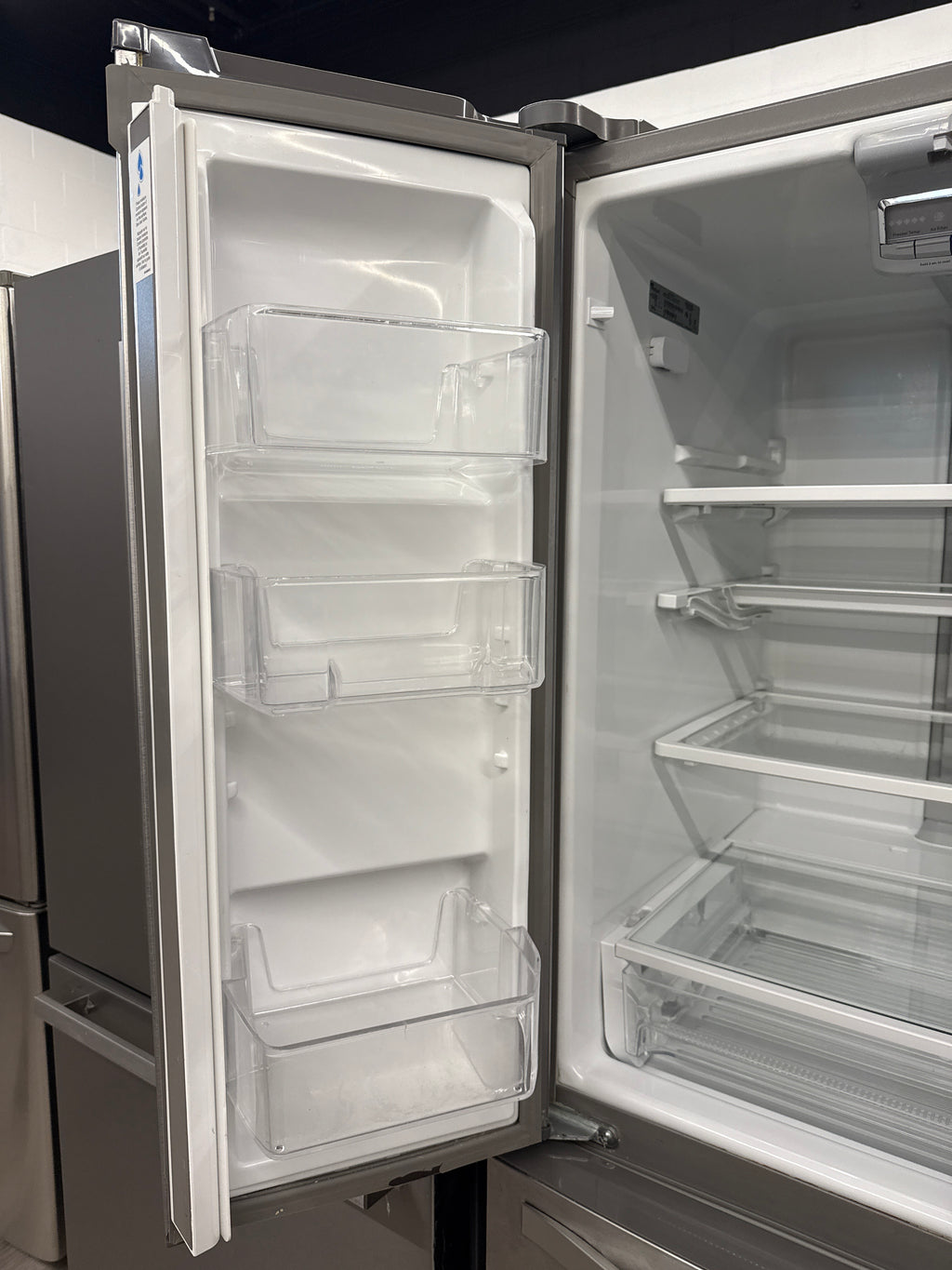 Whirlpool 30” French Door Refrigerator - WRF560SFYM05