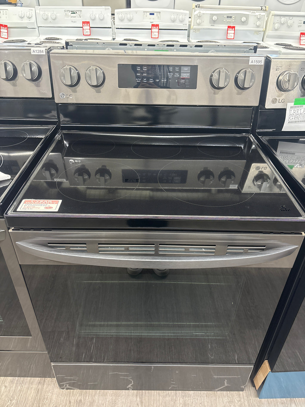 LG 30” Freestanding Glass Top Range - LREL6323D ( 1 YEAR MANUFACTURER WARRANTY)