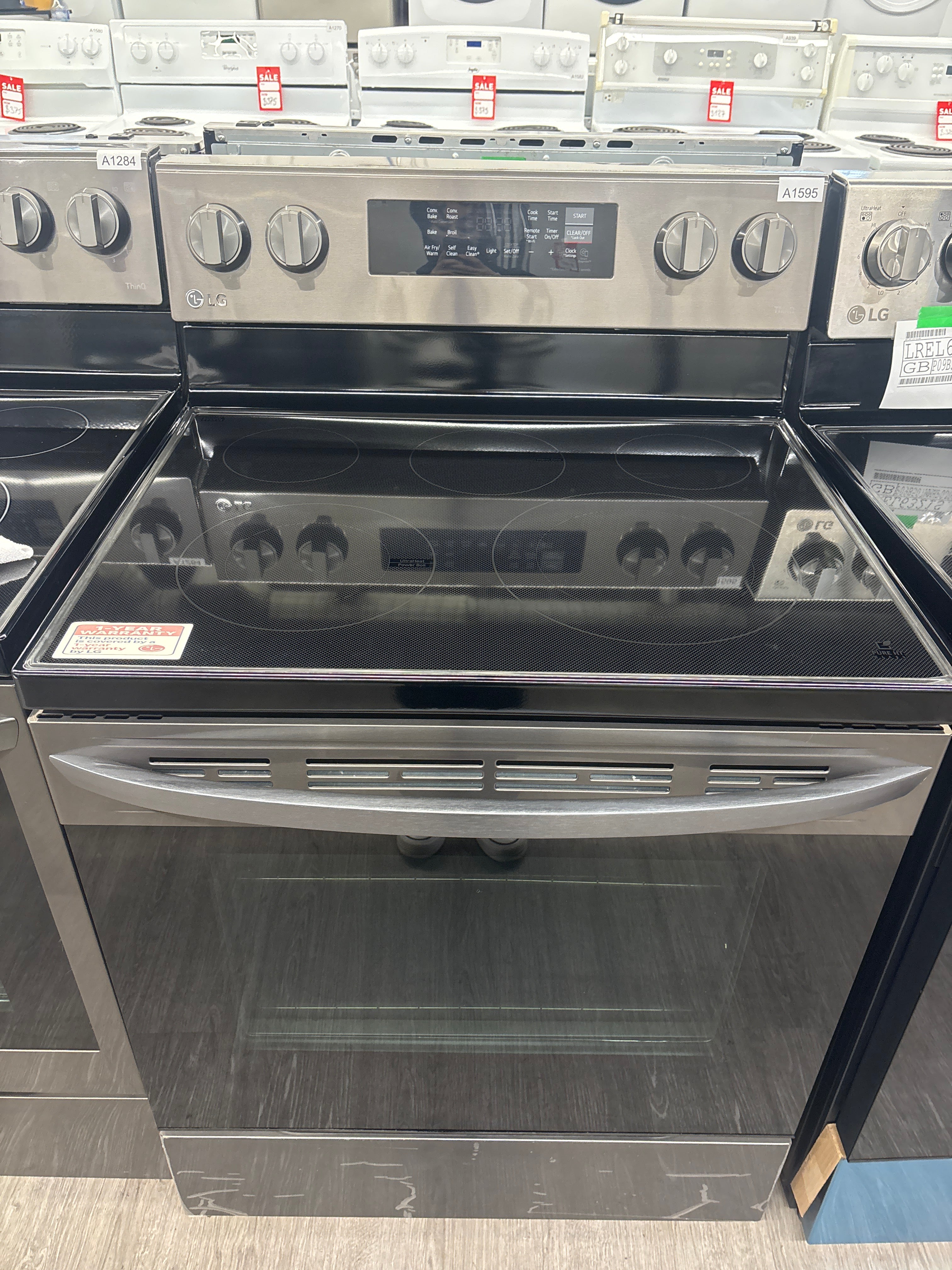 LG 30” Freestanding Glass Top Range - LREL6323D ( 1 YEAR MANUFACTURER WARRANTY)