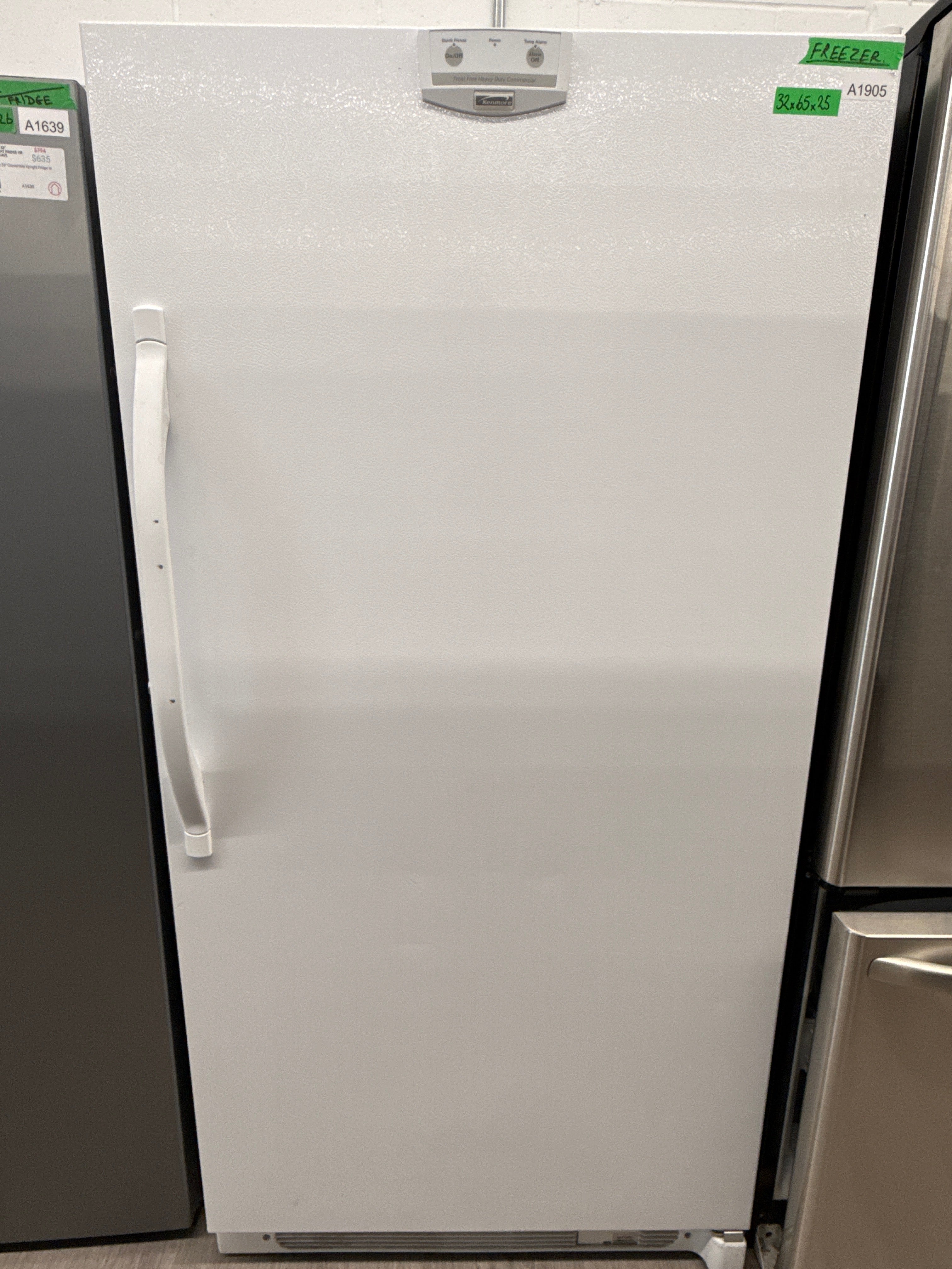 Kenmore 970-227414 32 Inch Upright Freezer Ottawa