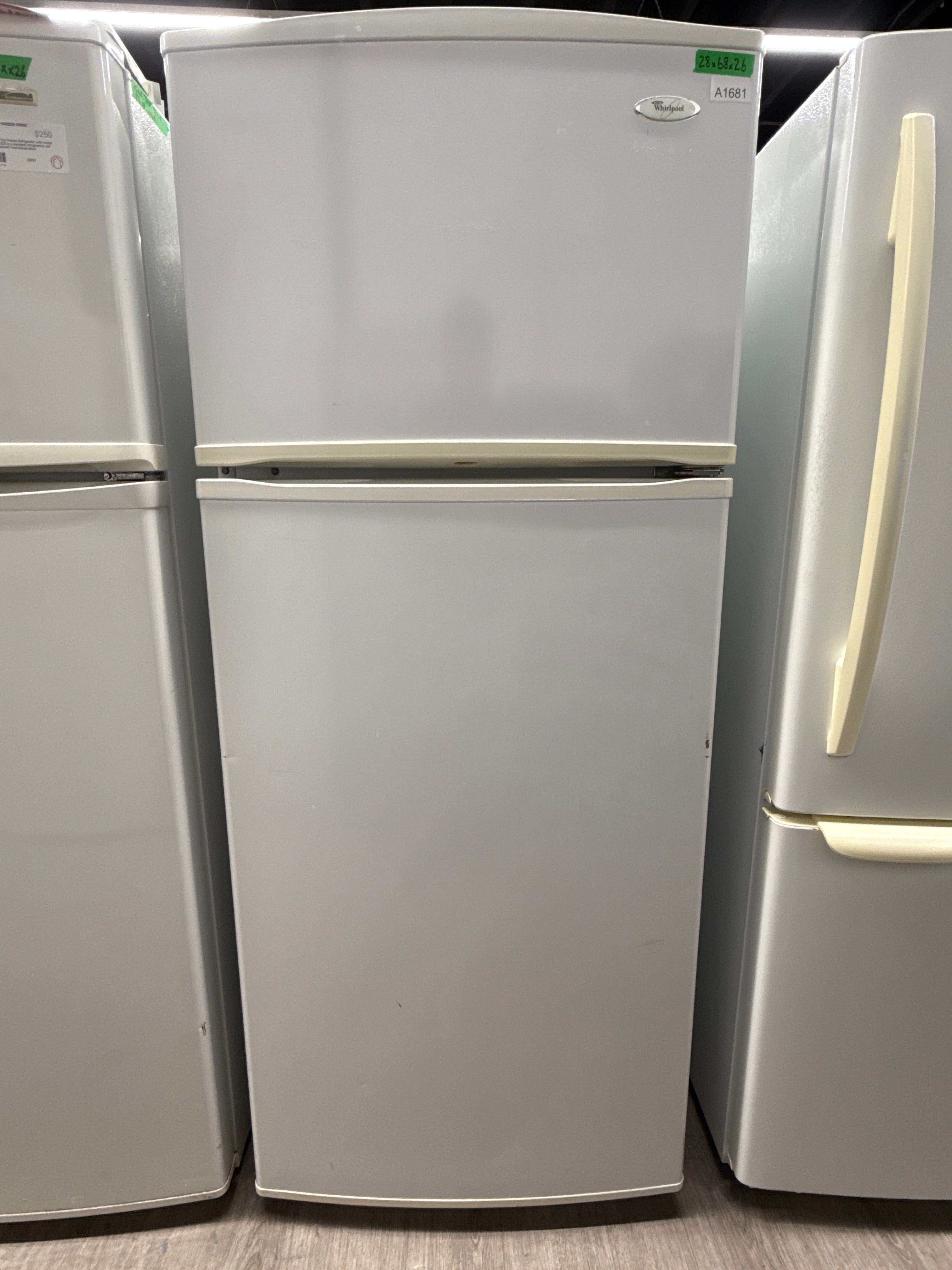 Whirlpool 28” Top Freezer Refrigerator - W8RXDGFXQ00
