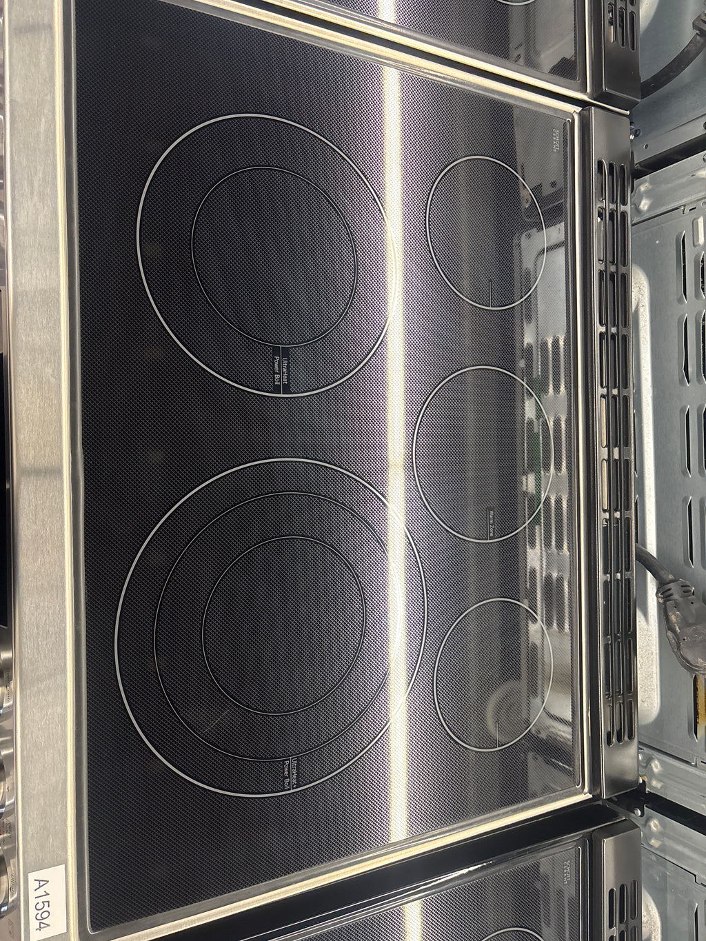 LG 30” Slide-In Glass Top Range - LSEL6337F (1 YEAR MANUFACTURER WARRANTY)