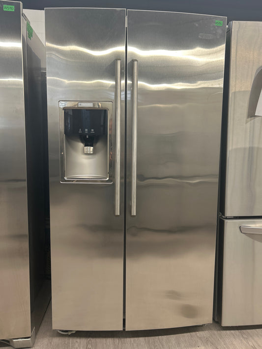 Electrolux 36'' Side-by-Side Refrigerator - EW23CS85KS2