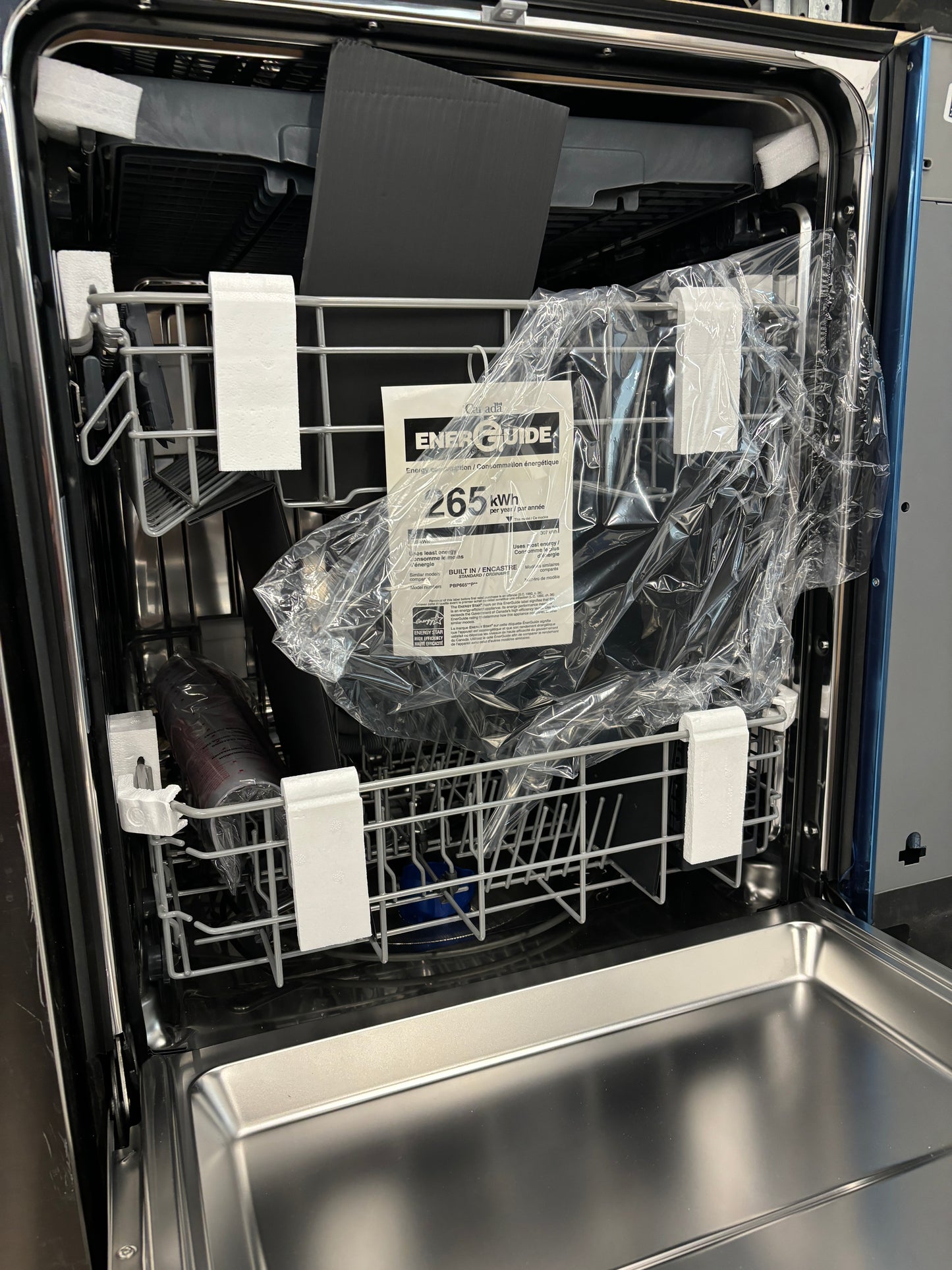 OPEN BOX - GE 24" Built-In Dishwasher - PBP665SSPFS