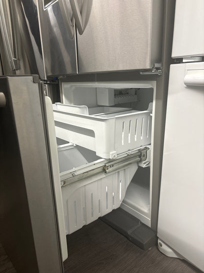 MAYTAG 30" French Door Fridge Ice Maker