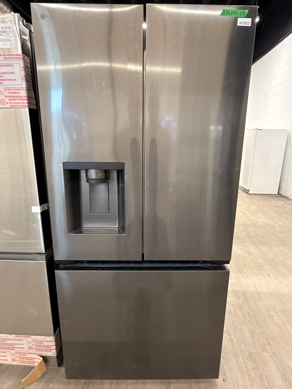 OPEN BOX - LG 33” French Door with Water & Ice Dispenser - LF25S6330D