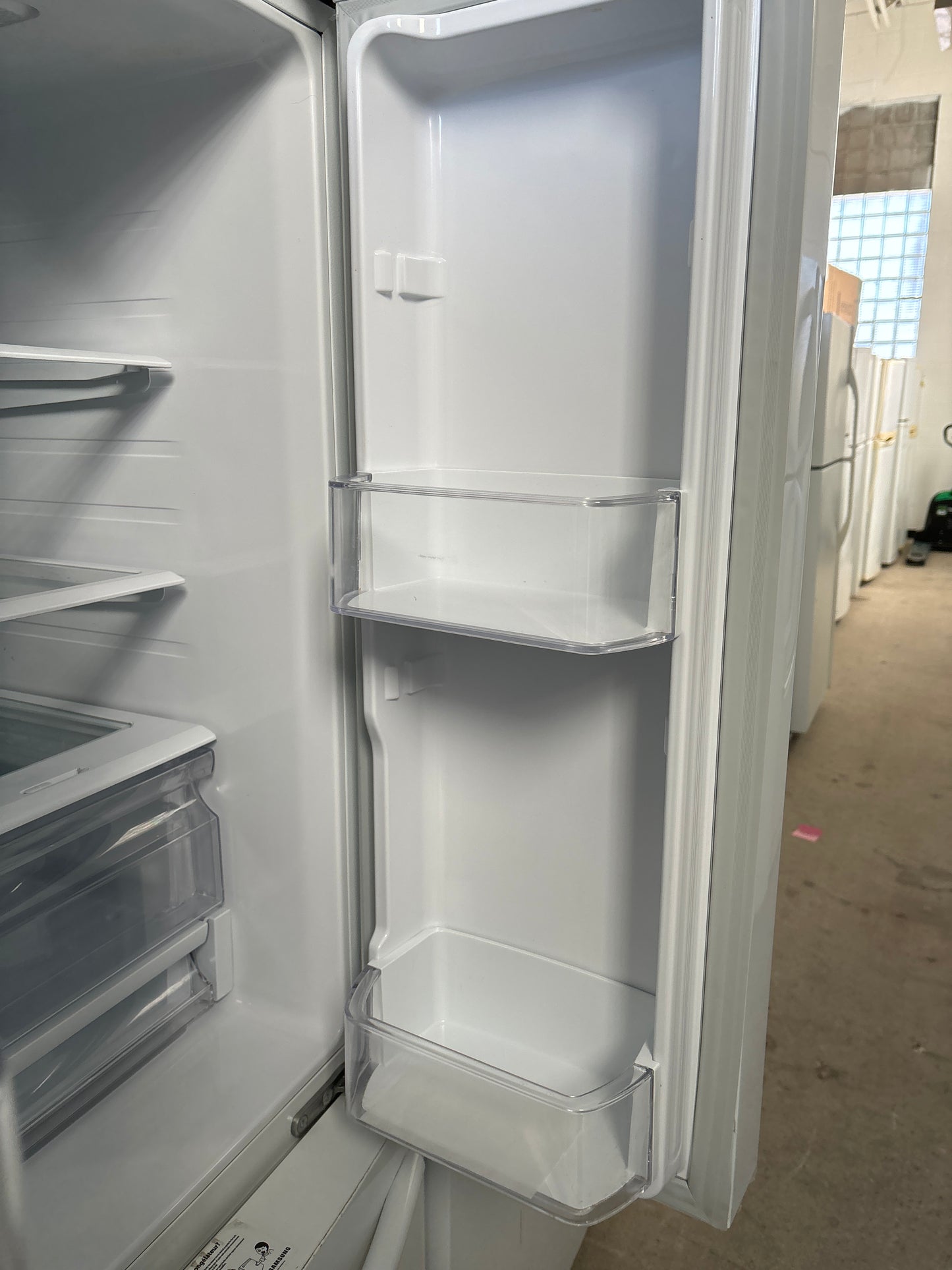 Samsung 30” French Door Refrigerator - RF220NCTAWW/AA