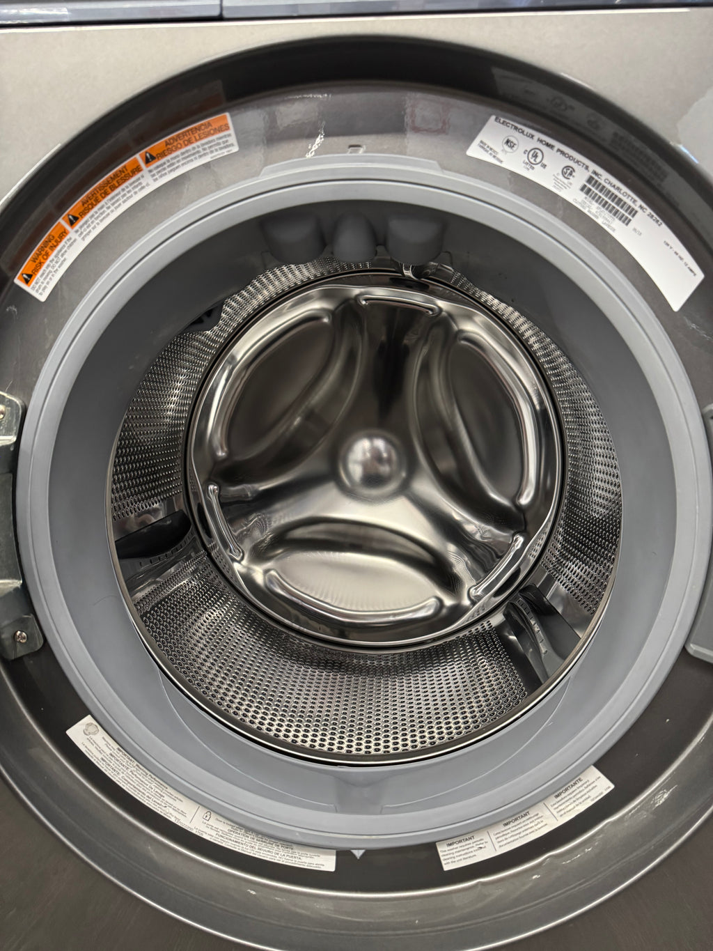 Electrolux 27” Front Load Washer & Dryer Set - (EFLS527UTT0 & EFMC617STT0)