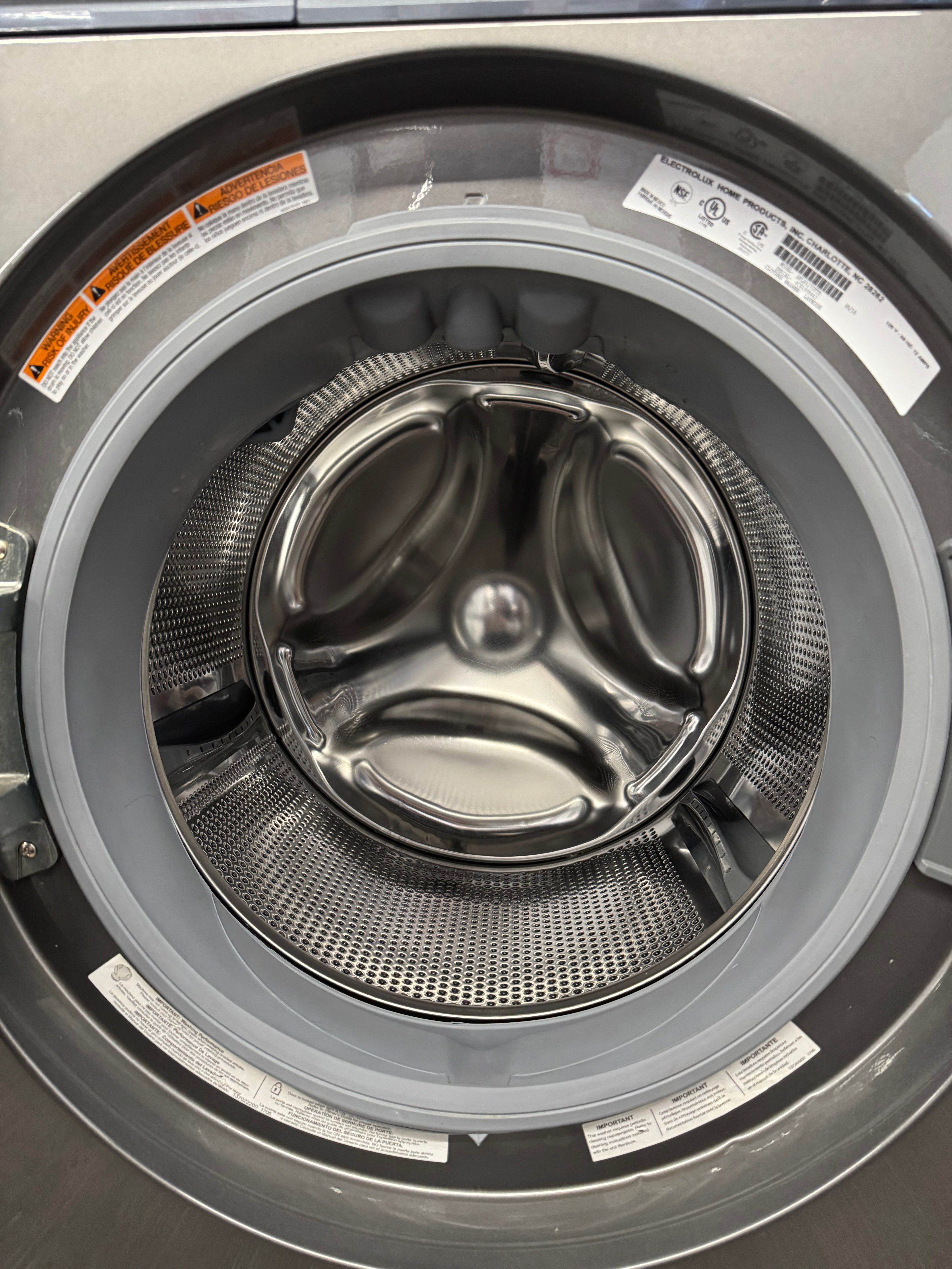 Electrolux 27” Front Load Washer & Dryer Set - (EFLS527UTT0 & EFMC617STT0)