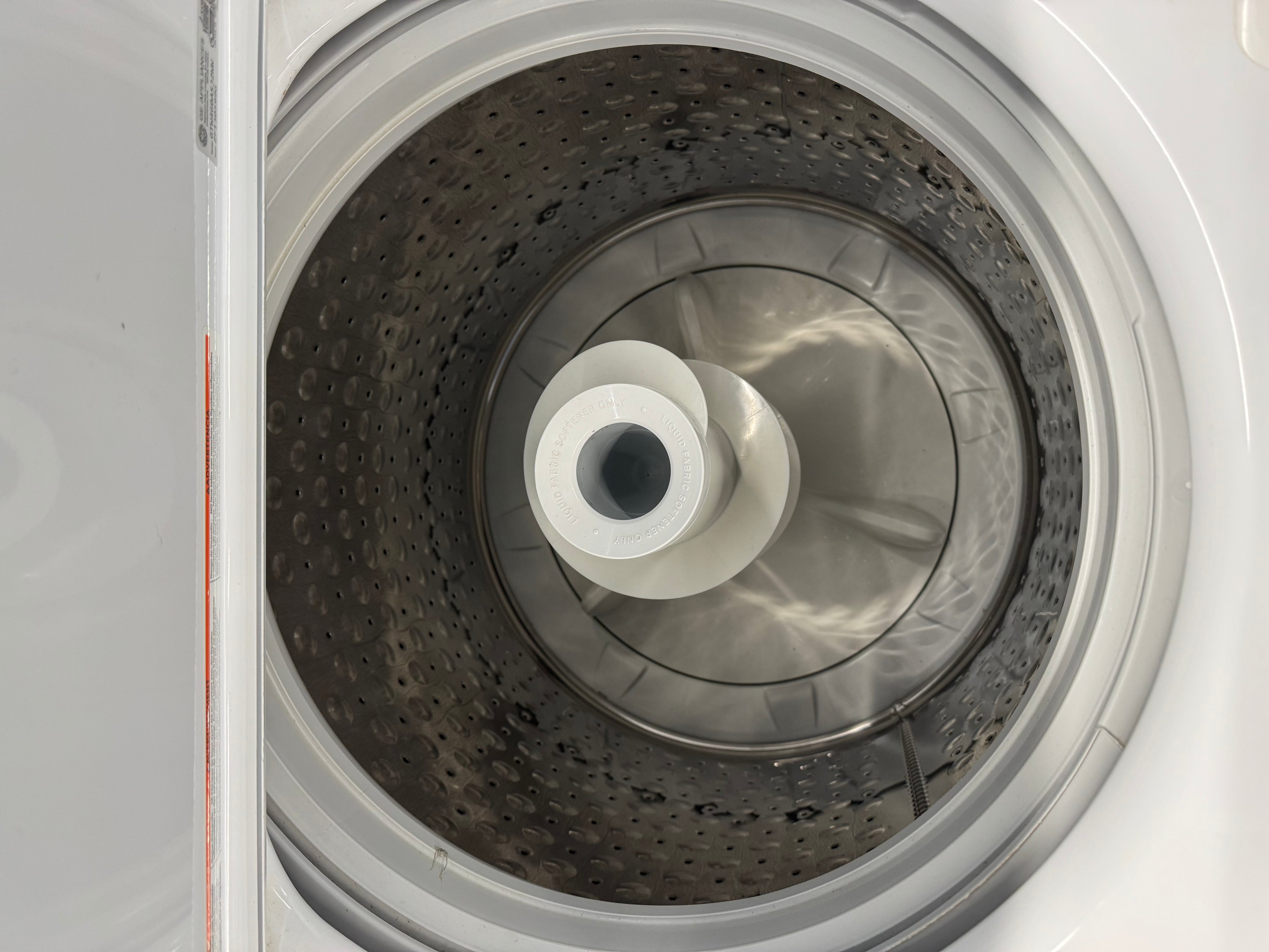 GE 27” Top Load Washer & Dryer Set (GTW460ASJ2WW & GTD40EBMK0WW)