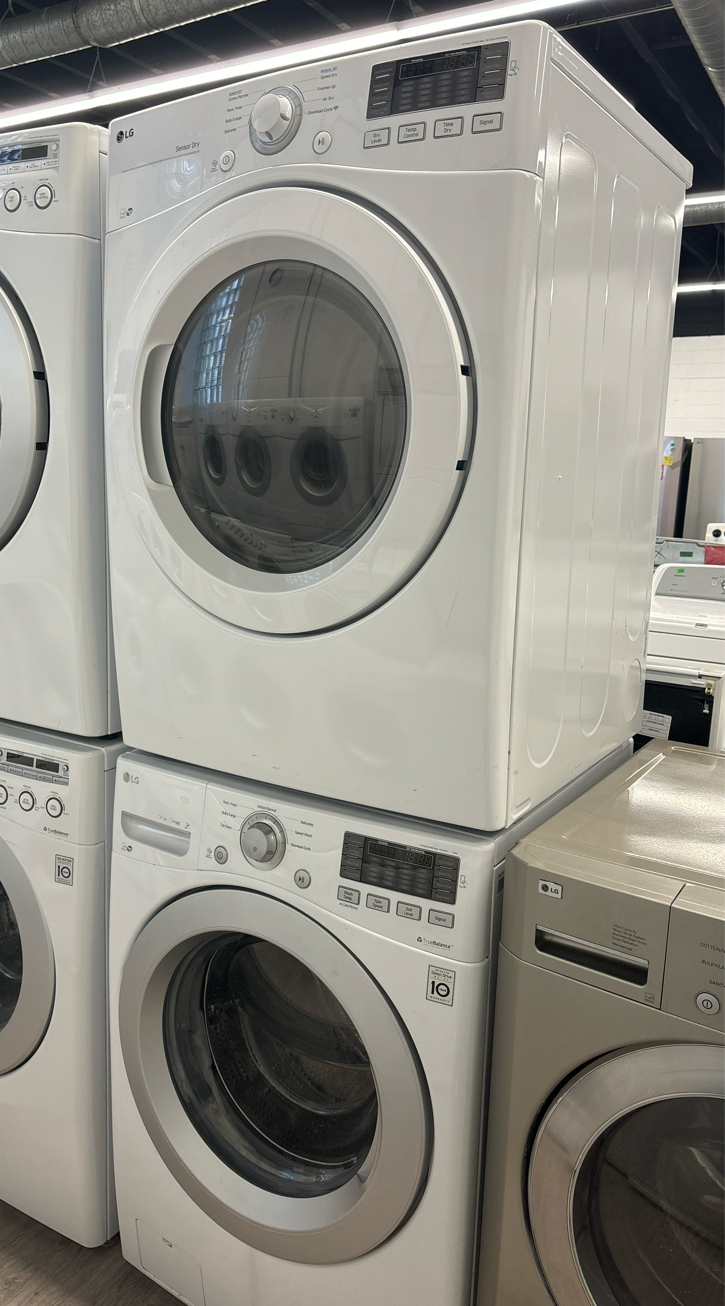 LG 27” Front Load Washer/Dryer Set