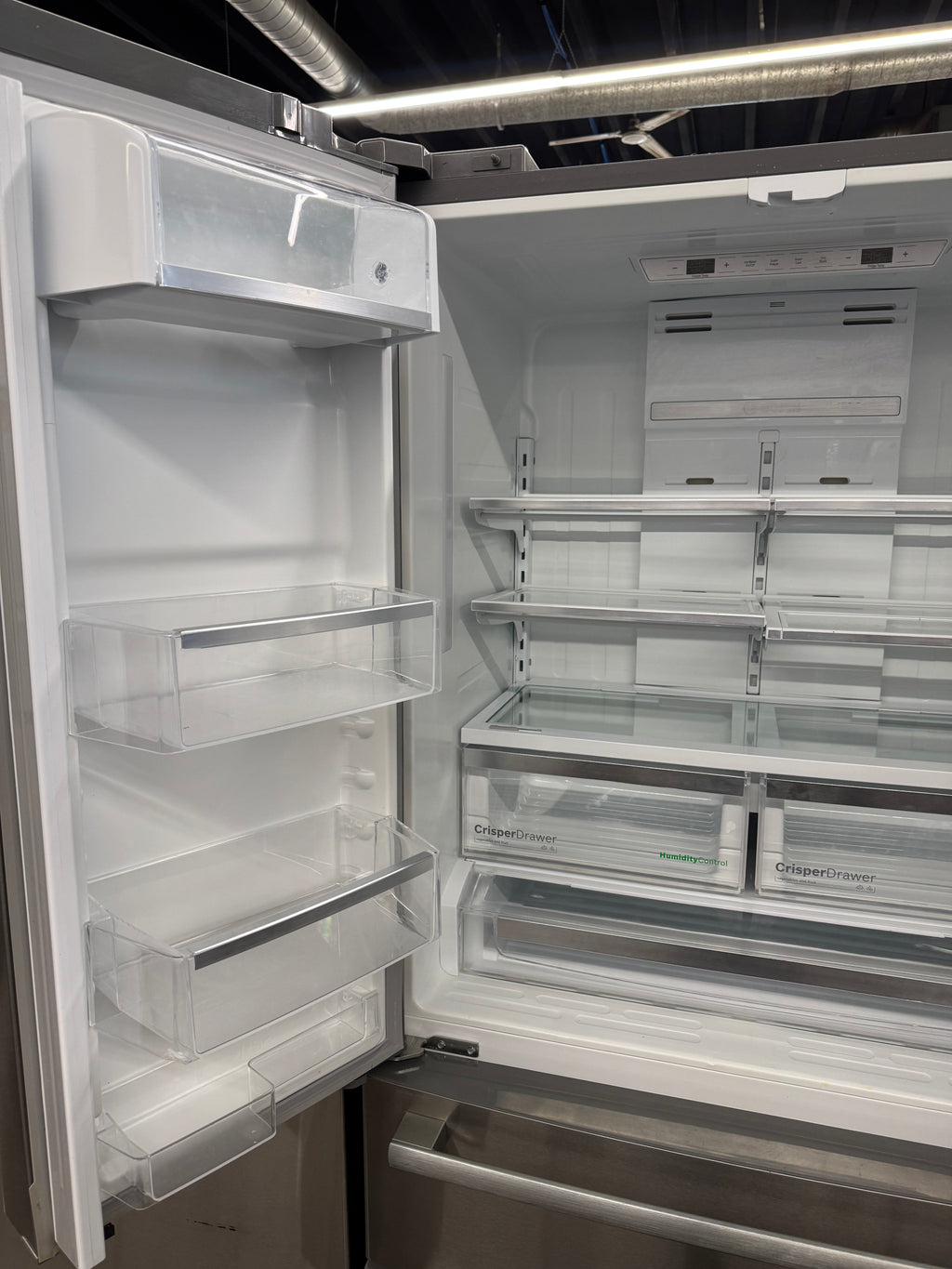 Bosch 36” 4-Door Counter Depth French door Refrigerator - B21CL81SNS/04