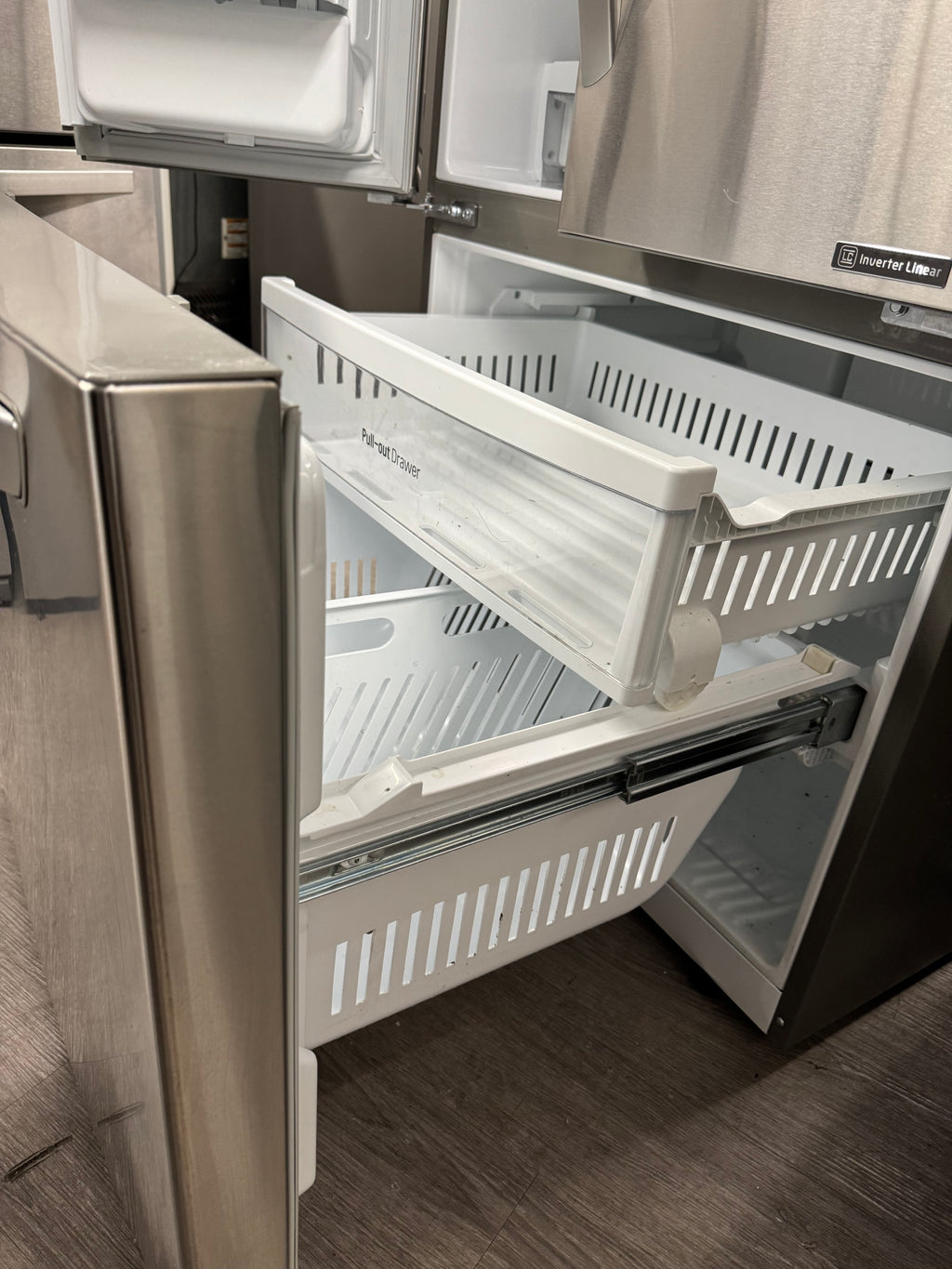 LG 33” French Door Refrigerator with Water & Ice Dispenser - LFXS24623S