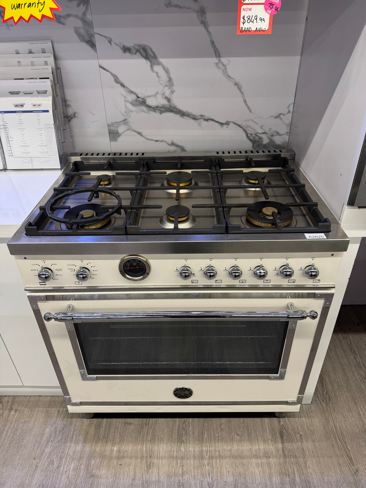 OPEN BOX Bertazzoni Heritage 36" Dual Fuel Range HER366BCFEPAVT – Avorio Ivory | Ottawa