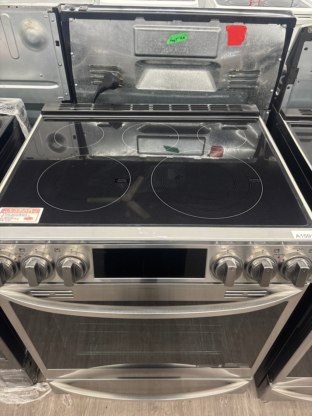 LG 30” Slide-In Glass Top Range - LSEL6337F (1 YEAR MANUFACTURER WARRANTY)