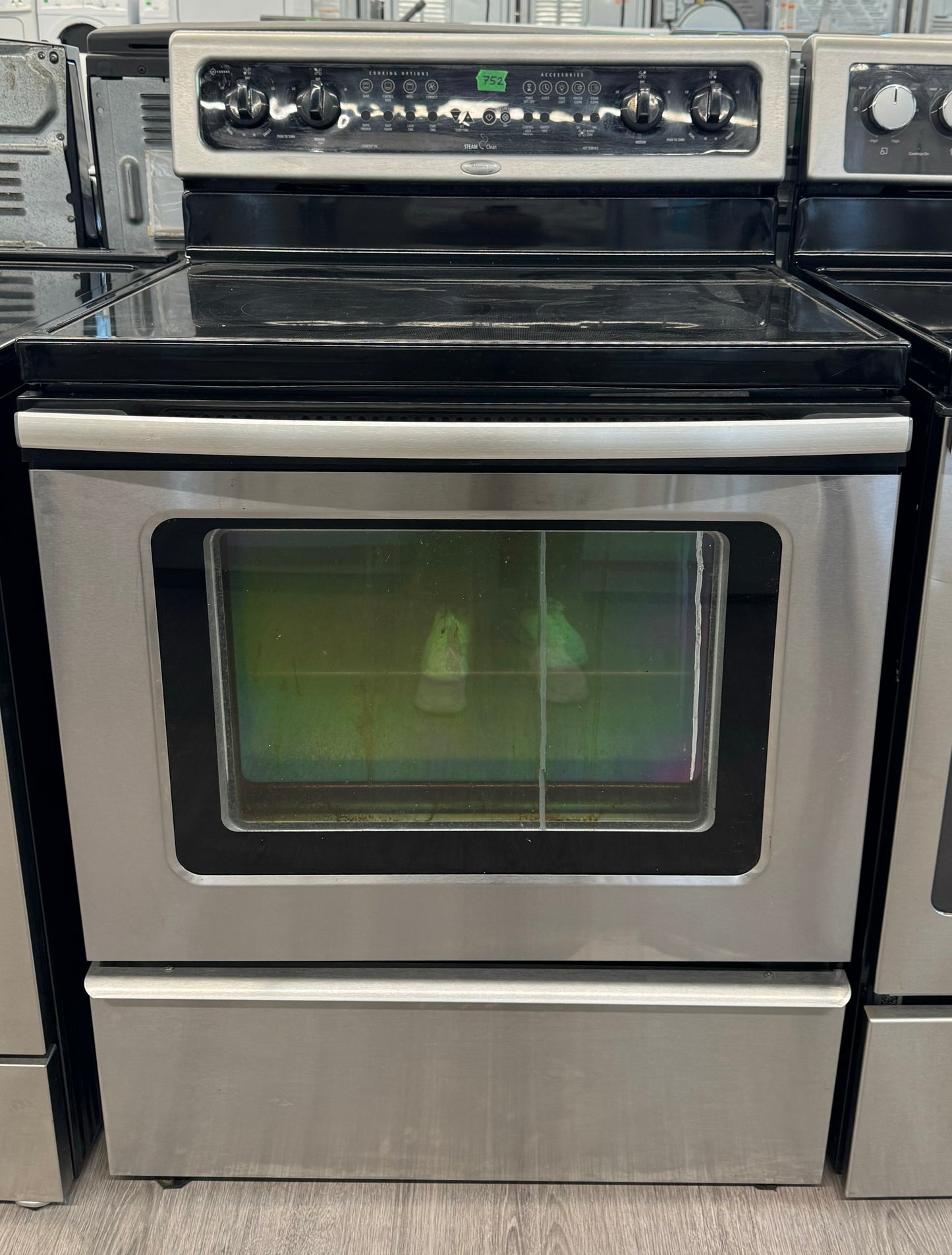 Whirlpool 30" Freestanding Glass Top Range