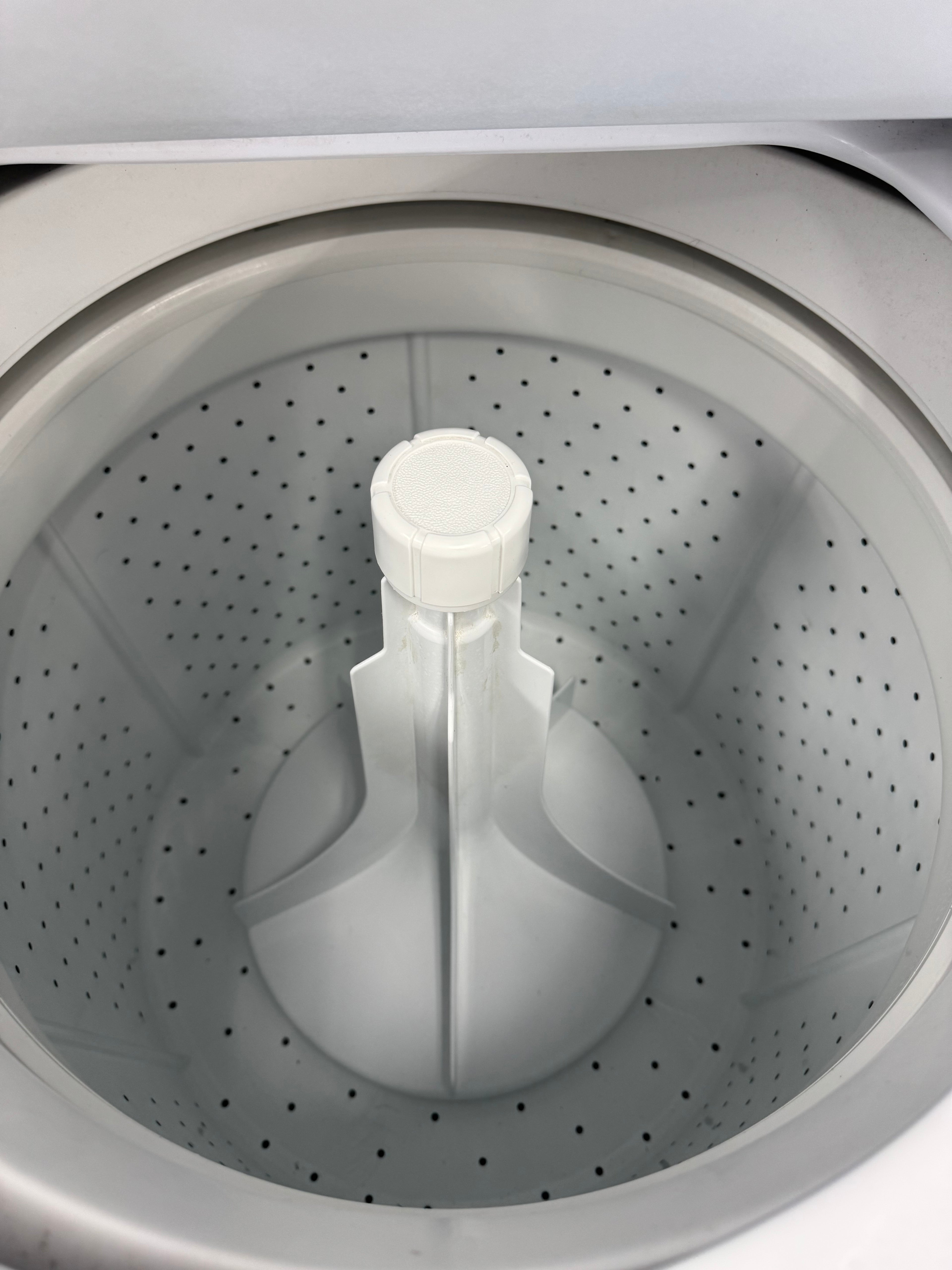 GE 27” Laundry Center - WSM27TDAWW