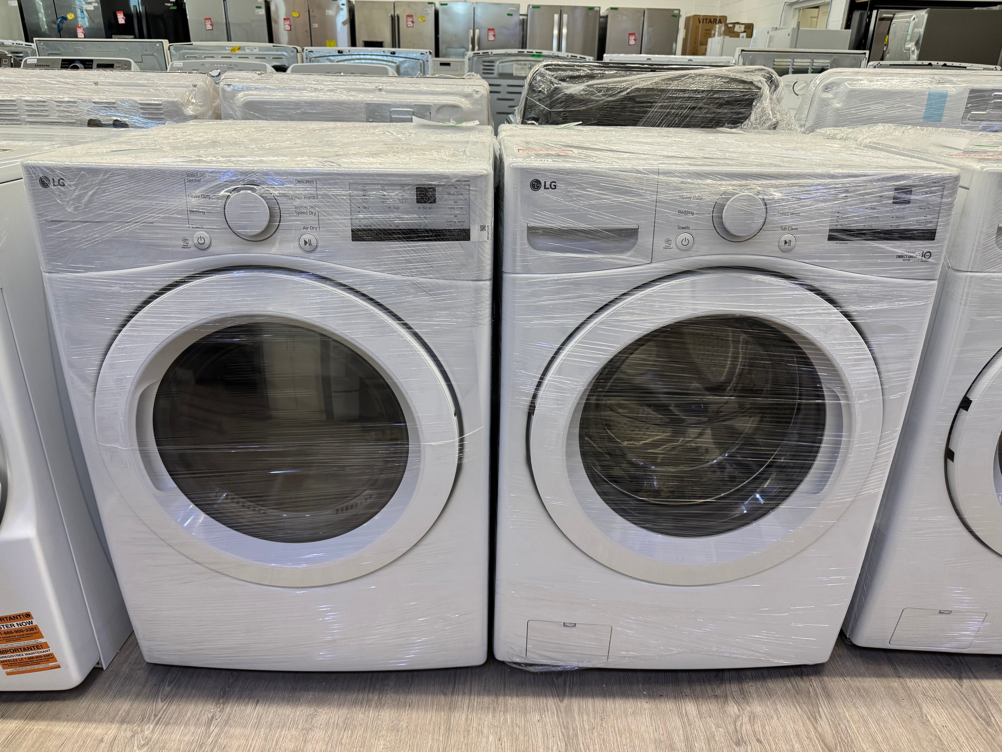 NEW - LG 27” Front Load Washer & Dryer Set (WM3400CW & DLE3400W)