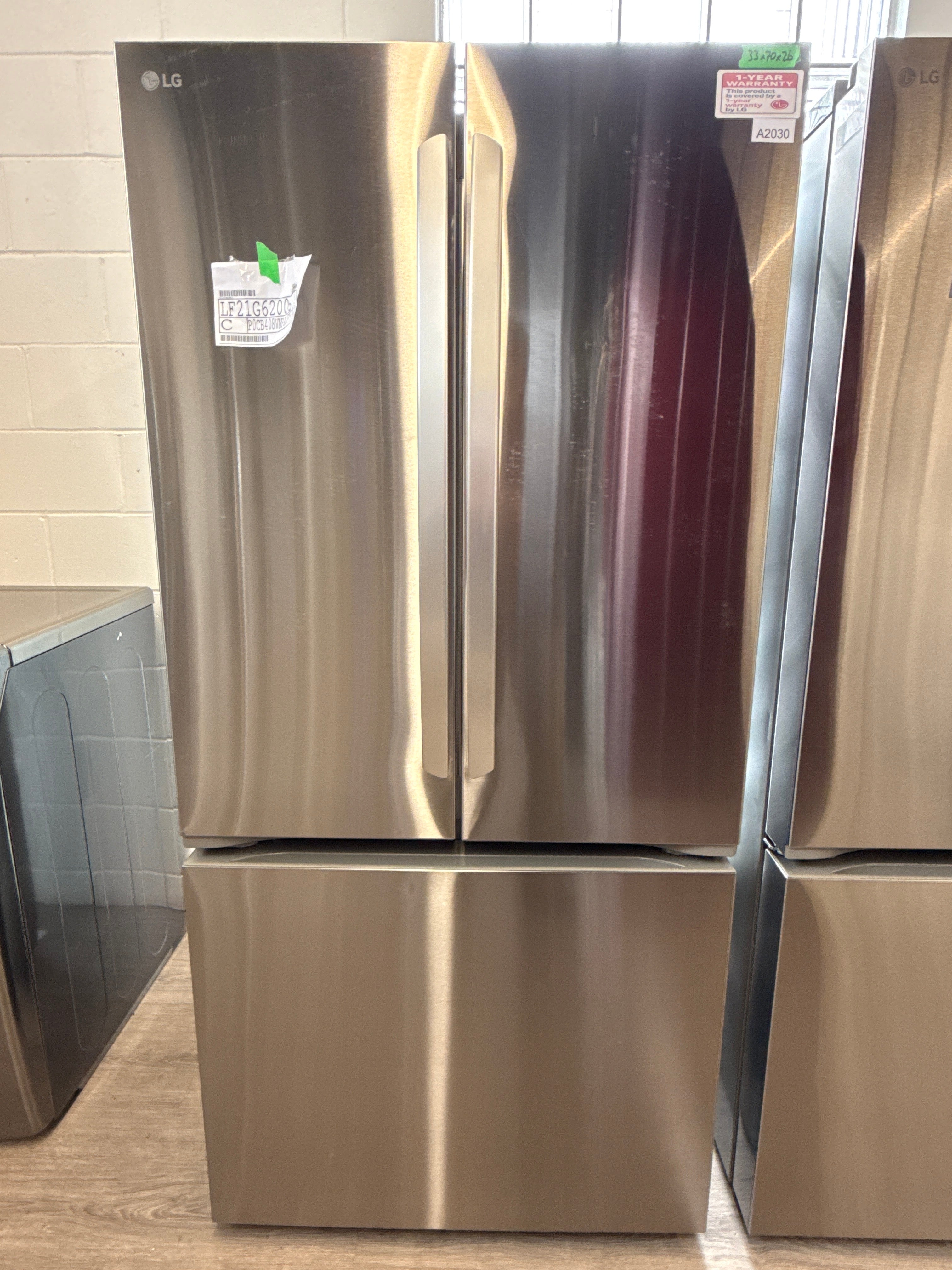 NEW - LG 33" Counter Depth French Door Refrigerator - LF21G6200S (1 YEAR MANUFACTURER WARRANTY)