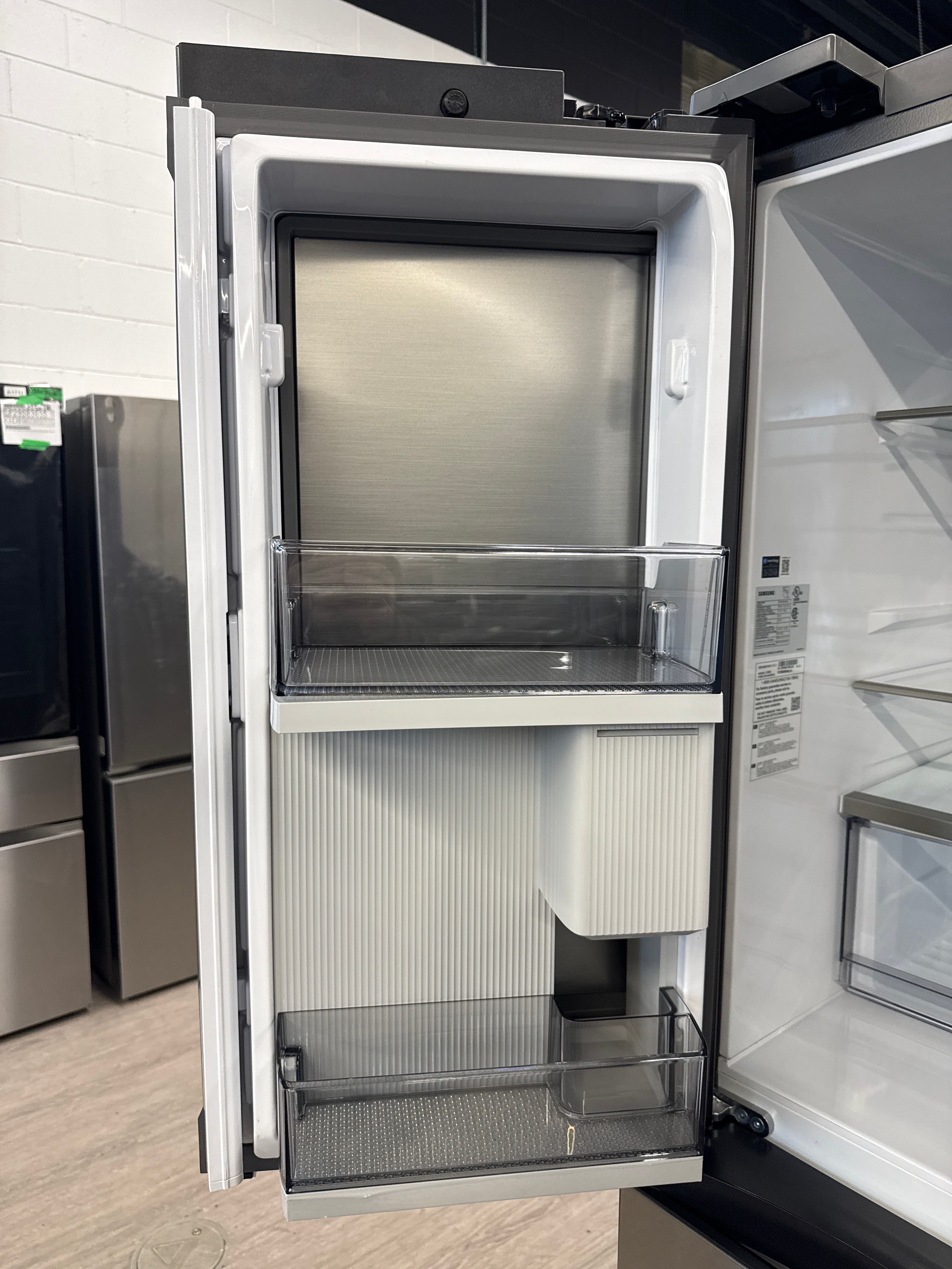 OPEN-BOX- Samsung Bespoke 36” 4 Door French Refrigerator - RF29BB8600QL
