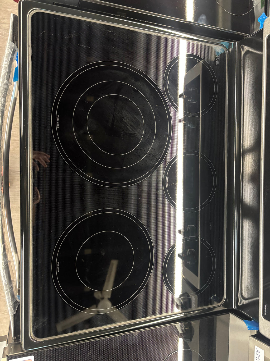 OPEN BOX - Whirlpool 30” Freestanding Double Oven Glass Top Range - YWGE745C0FS5