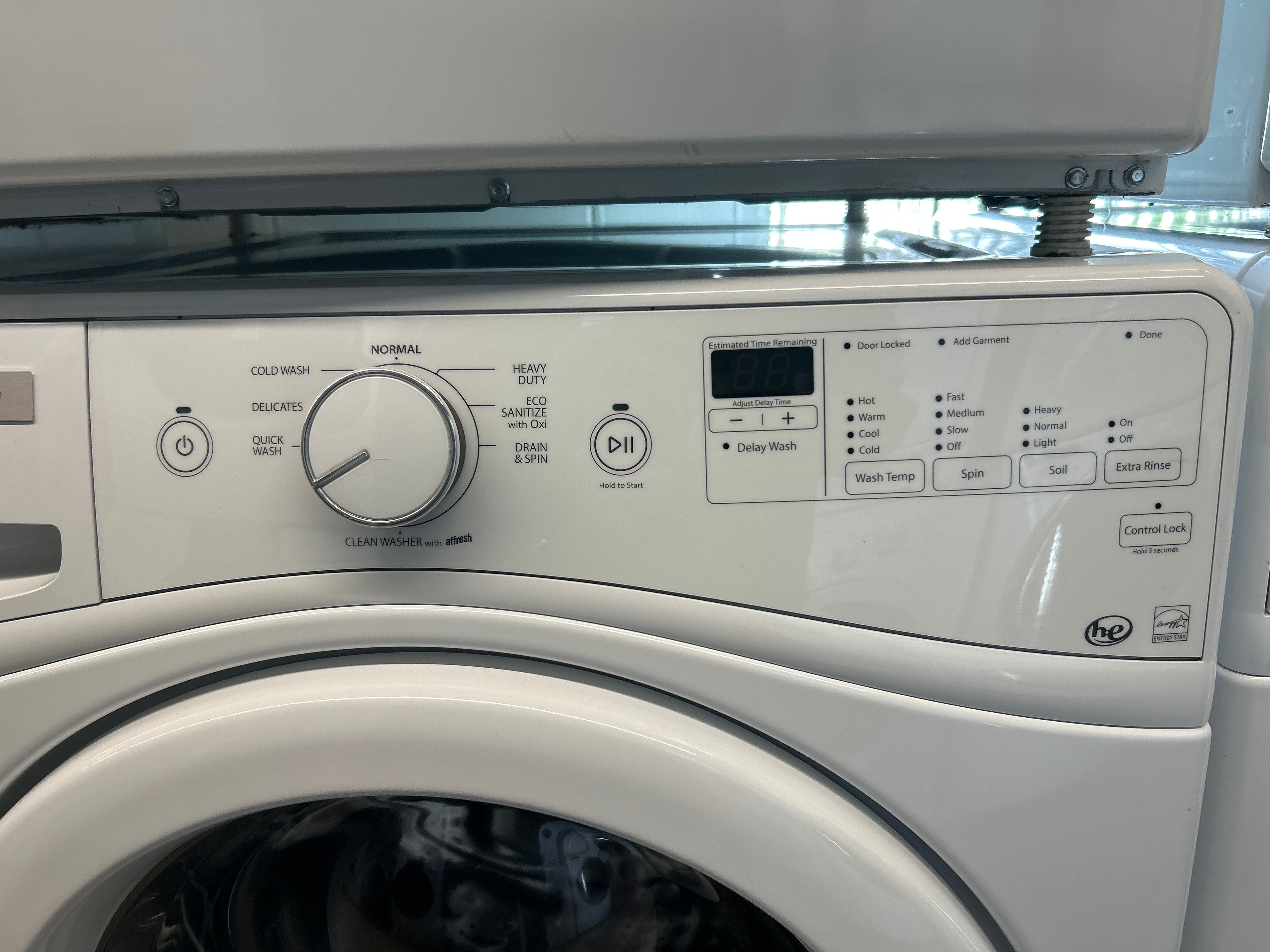 Whirlpool 27" Front Load Washer/Dryer Set