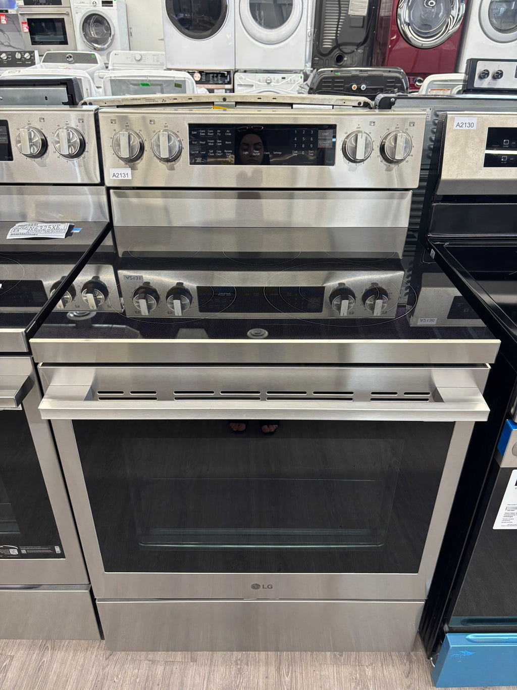 NEW - LG 30” Freestanding Glass Top Range - LREN6325XE (1 YEAR MANUFACTURER WARRANTY)