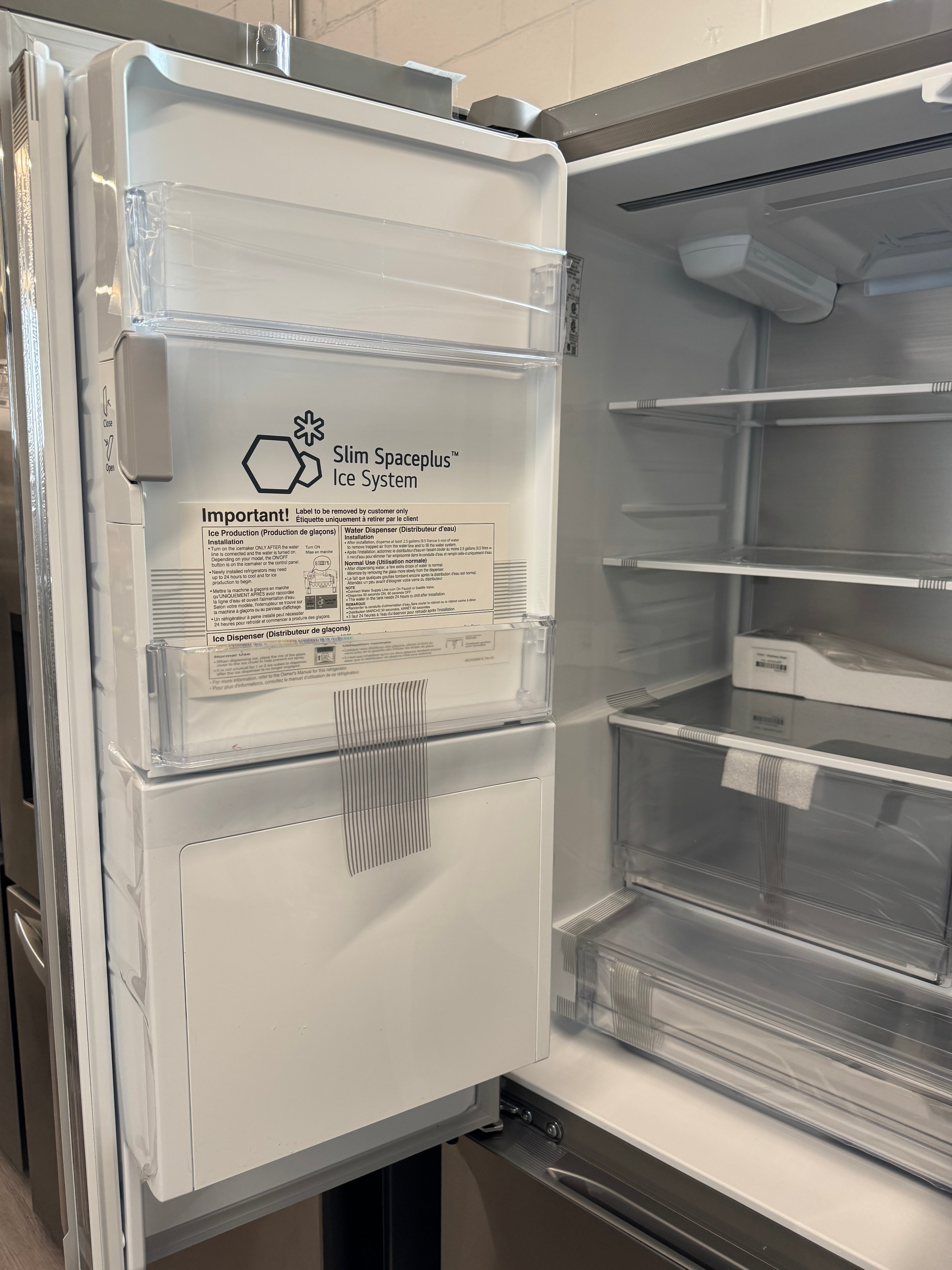 NEW - LG 36” Counter Depth French Door Fridge with Water & Ice Dispenser - LF24Z6530S (1 YEAR MANUFACTURER WARRANTY)