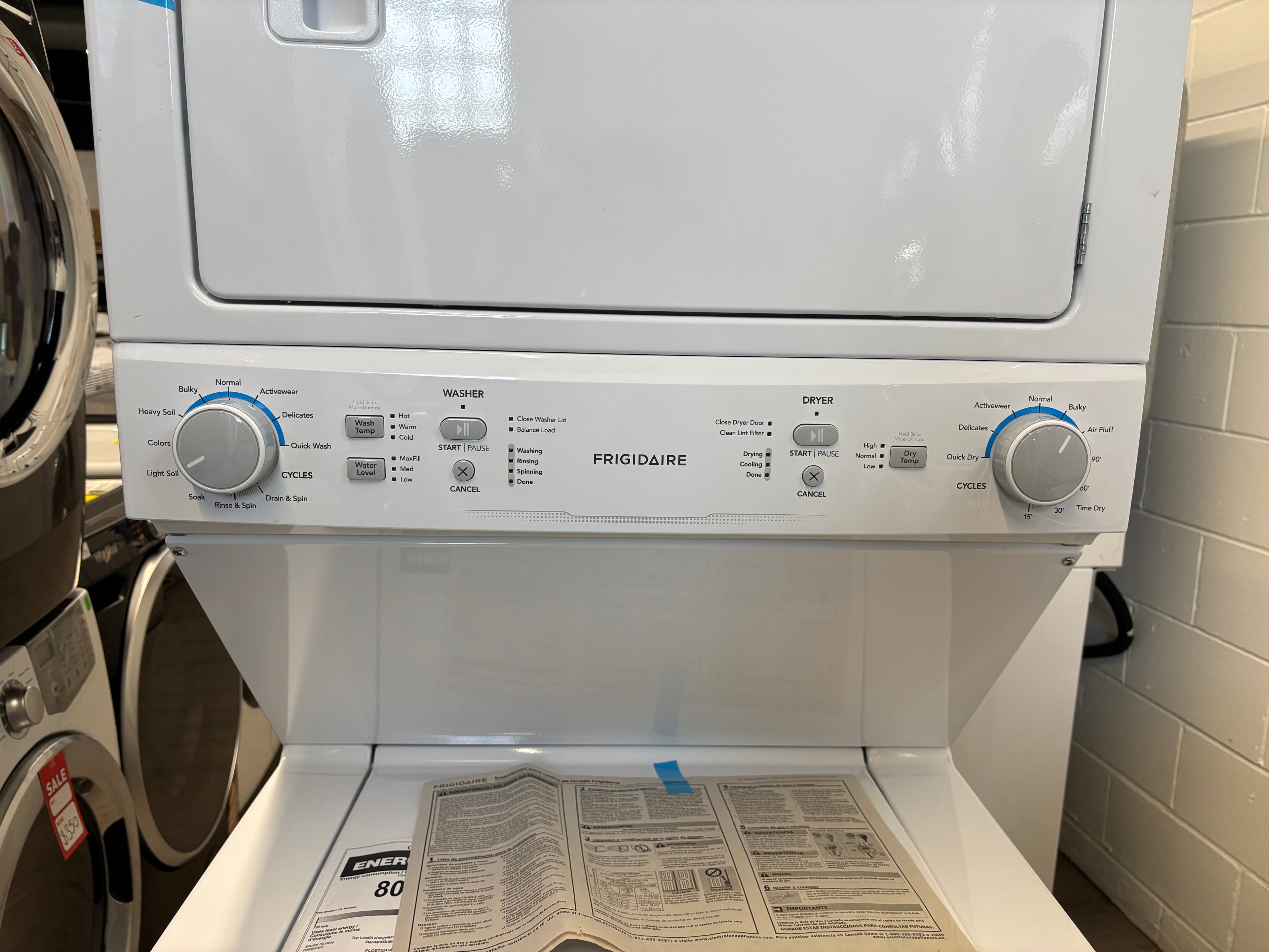 OPEN-BOX - Frigidaire 27” Laundry Unit - FLCE752CAW4