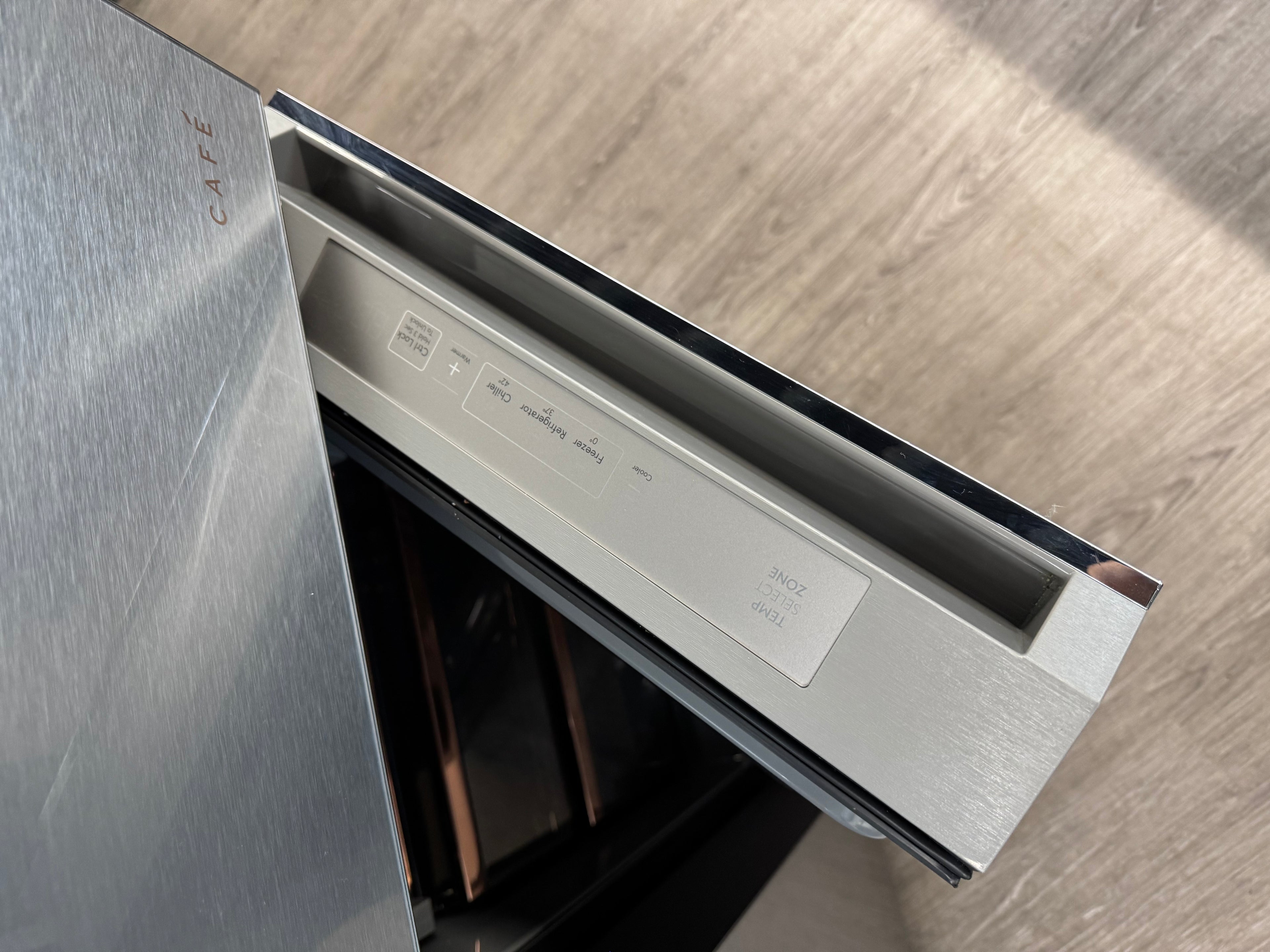 OPEN BOX - Café 36” French Door Fridge with Water & Ice Dispenser - CQE28DM5NS5