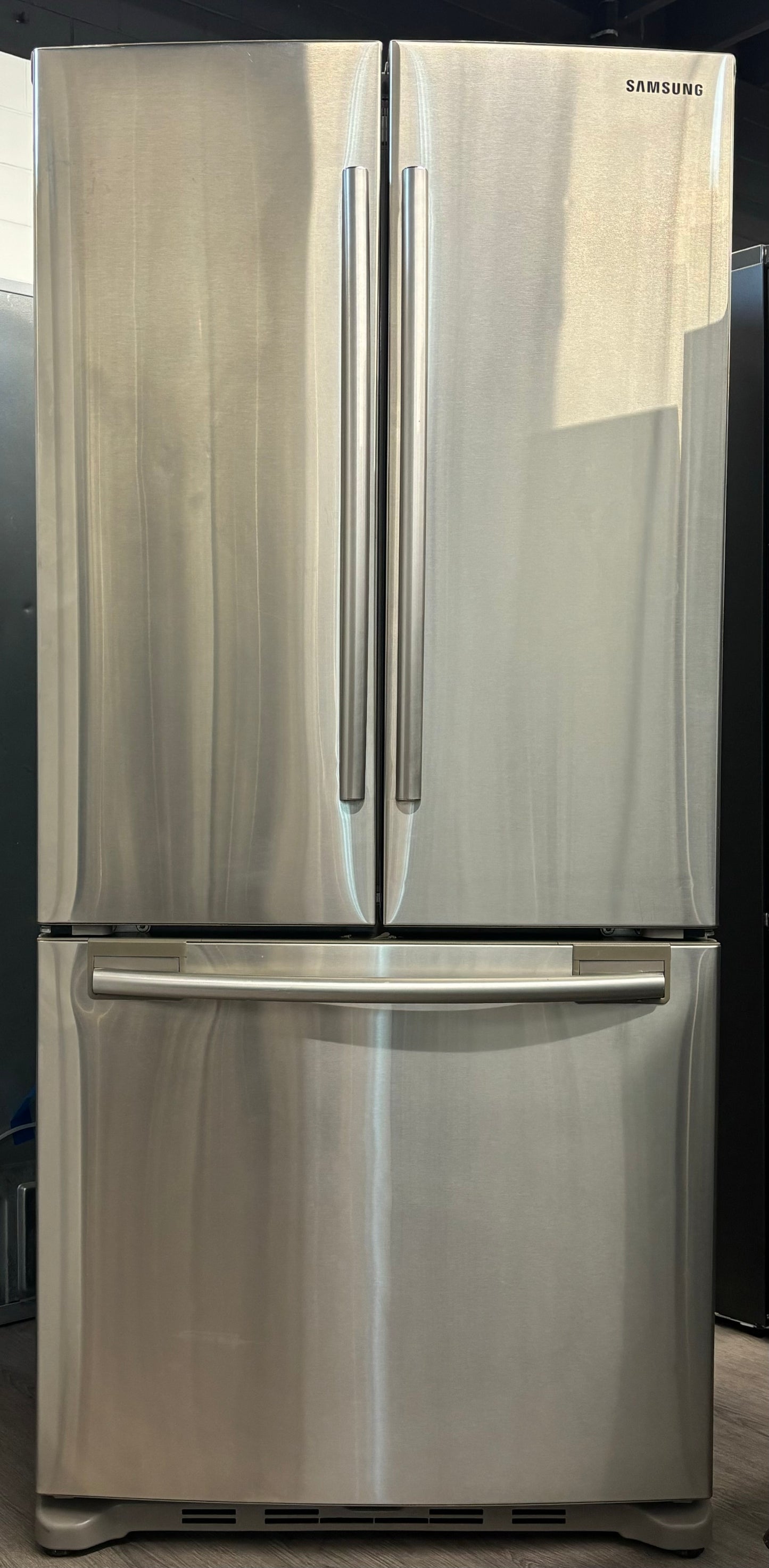 Samsung 33" French Door Refrigerator - RF197ACRS