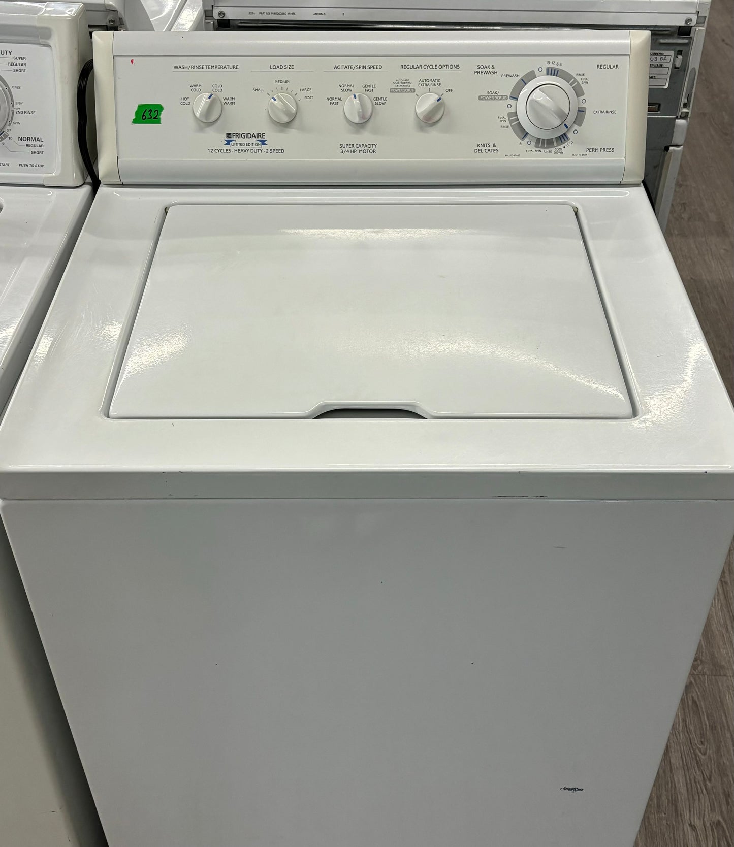 FRIGIDAIRE 27” TOP LOAD WASHER- FWS747RFS1