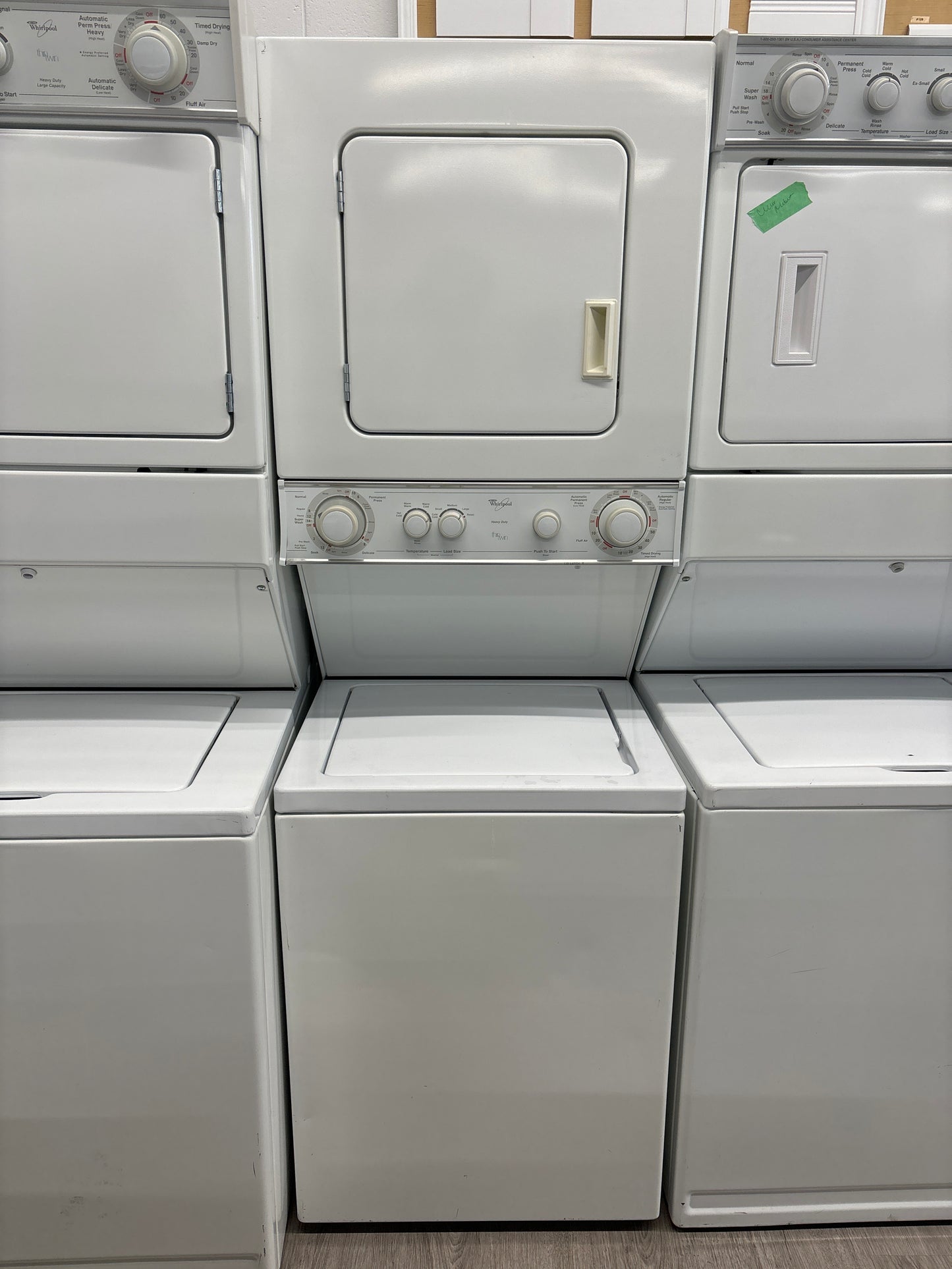 Whirlpool 24" LAUNDRY UNIT YLTE5243DQ3