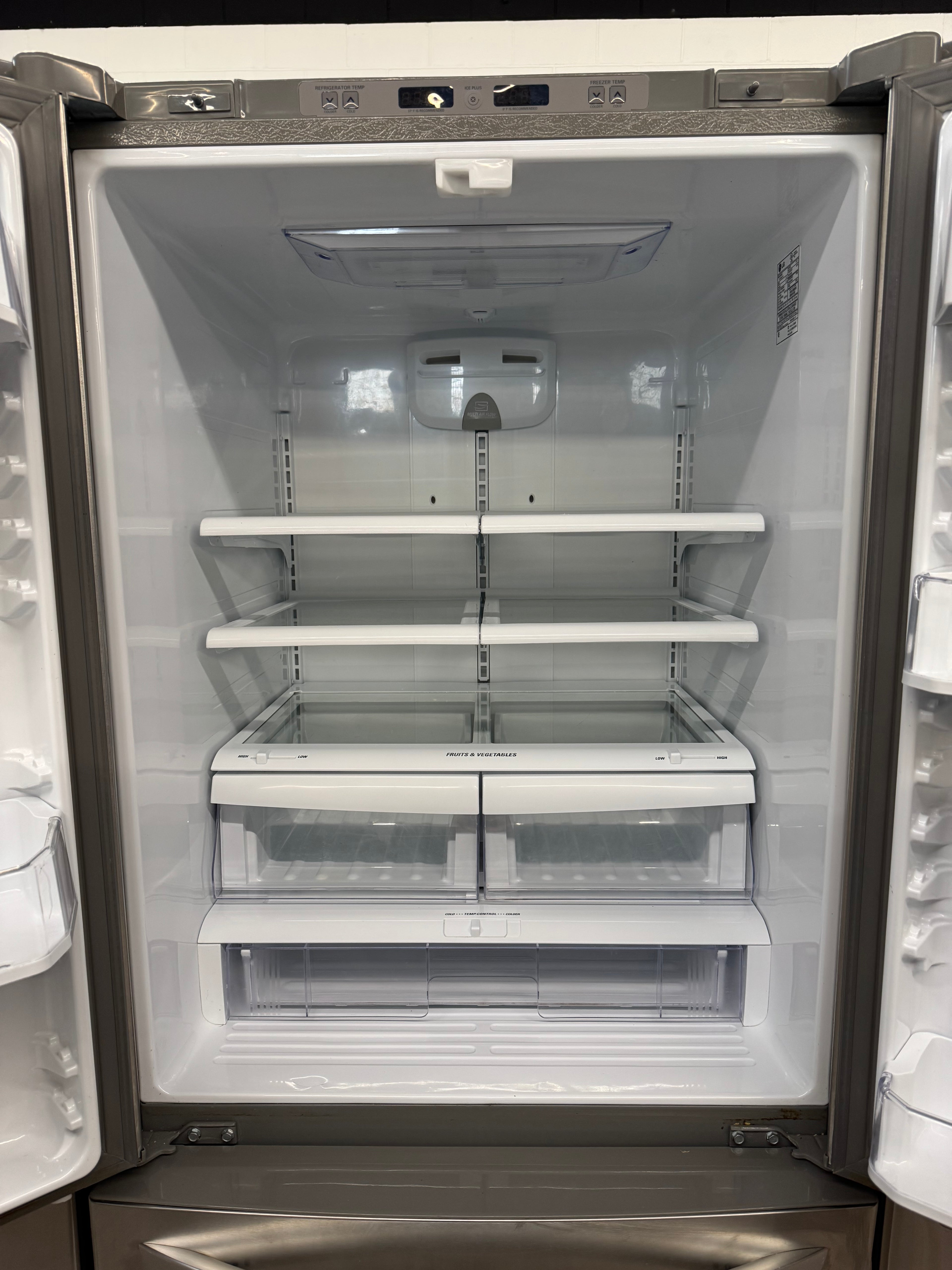 LG 30” French door Refrigerator - LFC20786ST/01