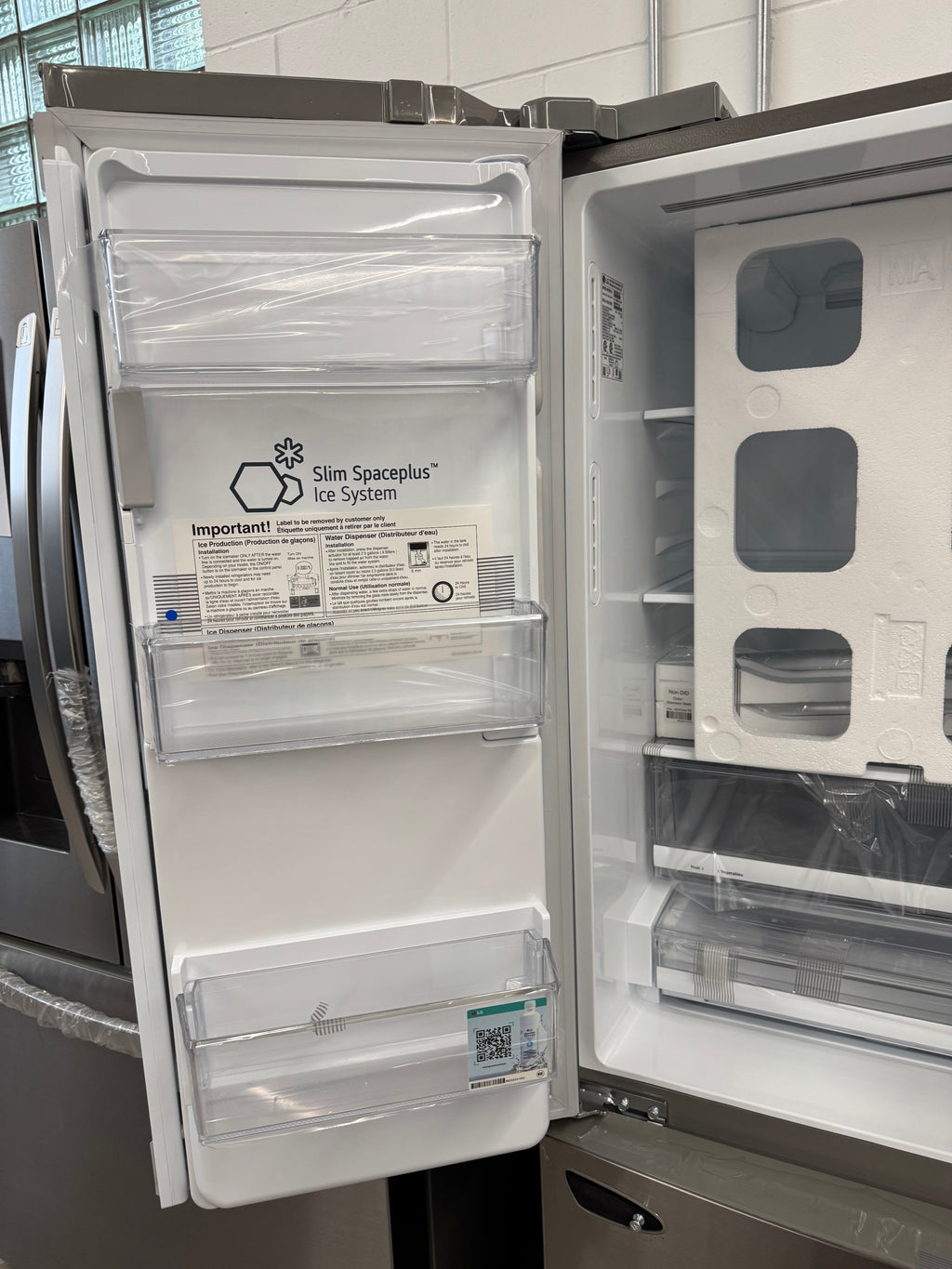 NEW - LG 36” French Door Refrigerator – LRFS28XBS (1 YEAR MANUFACTURER WARRANTY)