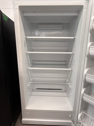 Frigidaire 32" All-Refrigerator-FRU17G4JW18