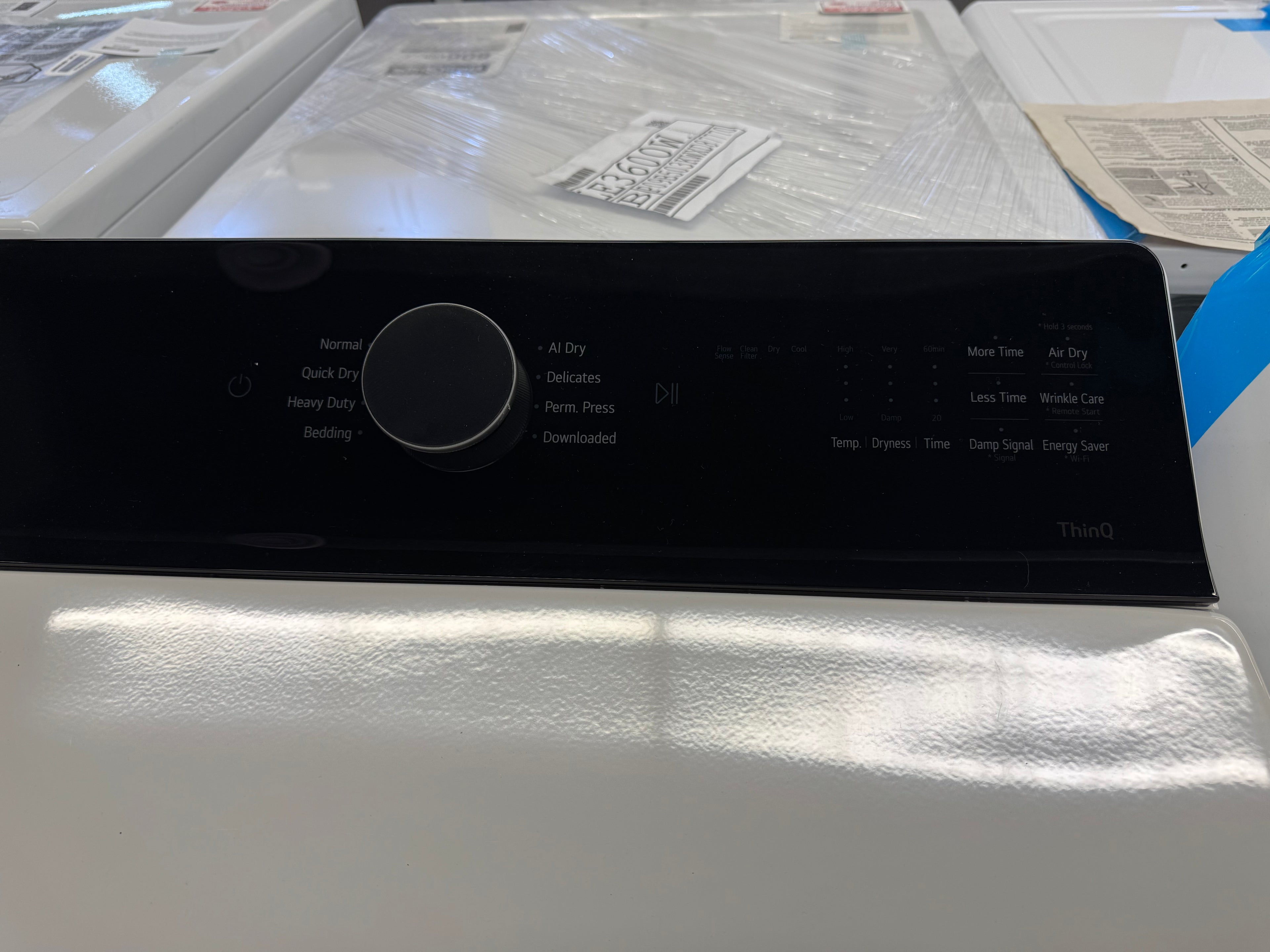 NEW - LG 27” Top Load Washer & Front Load Dryer (WT8400CW & DLE8400WE) 1 YEAR MANUFACTURER WARRANTY