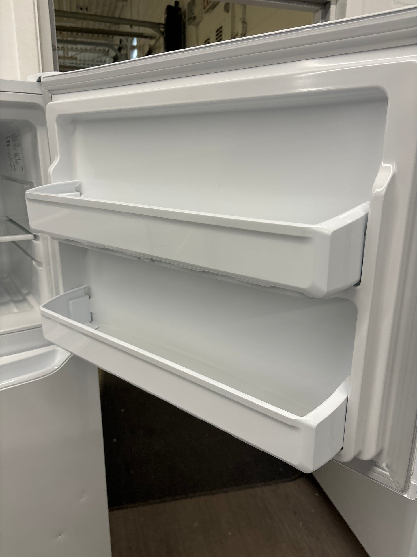 OPEN BOX - Frigidaire 30 inches Fridge Top Freezer