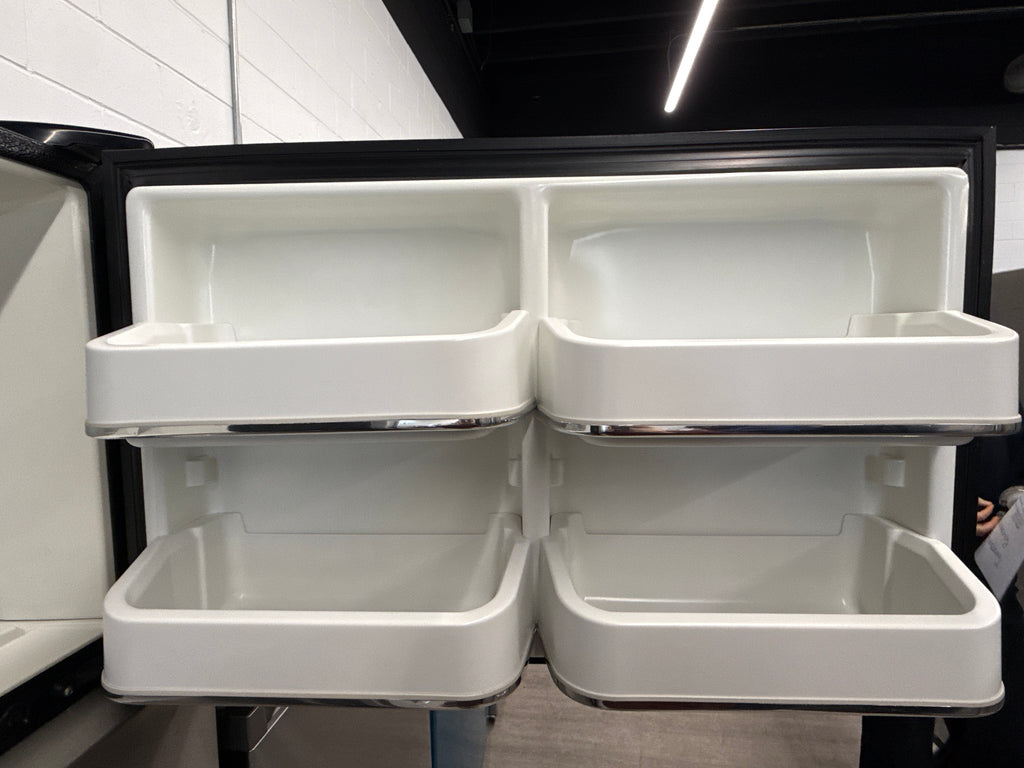 Frigidaire 32” Top Freezer Refrigerator - FRT22TSEB3