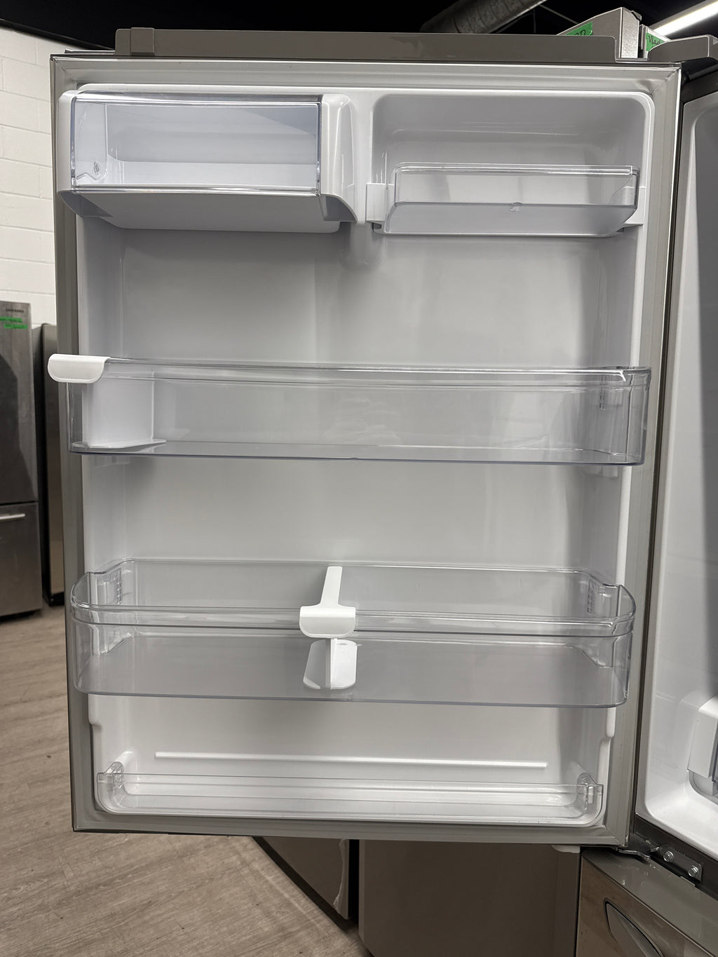 LG 30” Bottom Freezer Refrigerator - LDC22370ST/02