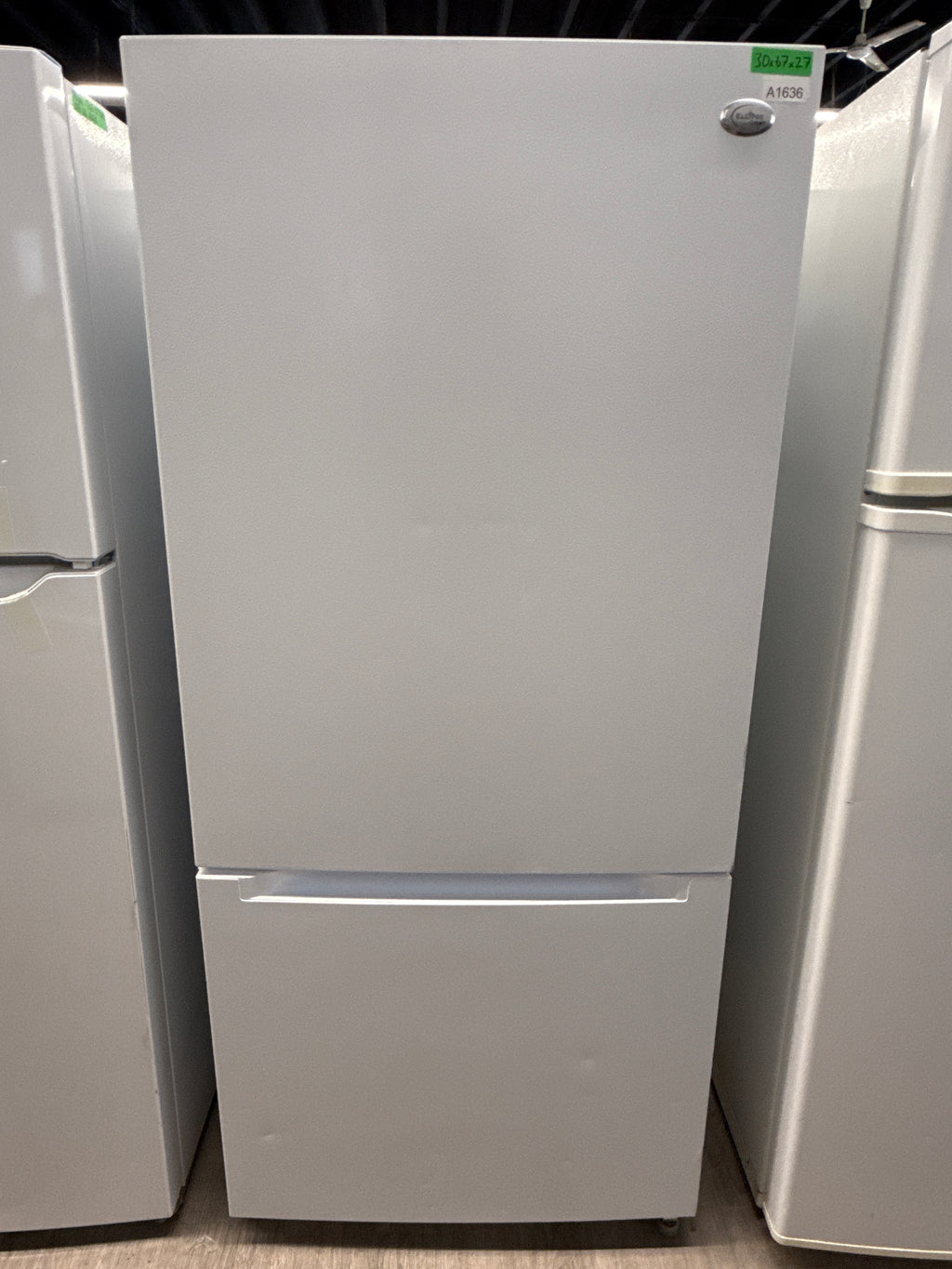 Ellipse 30" Bottom Freezer Refrigerator - ERPBM187W
