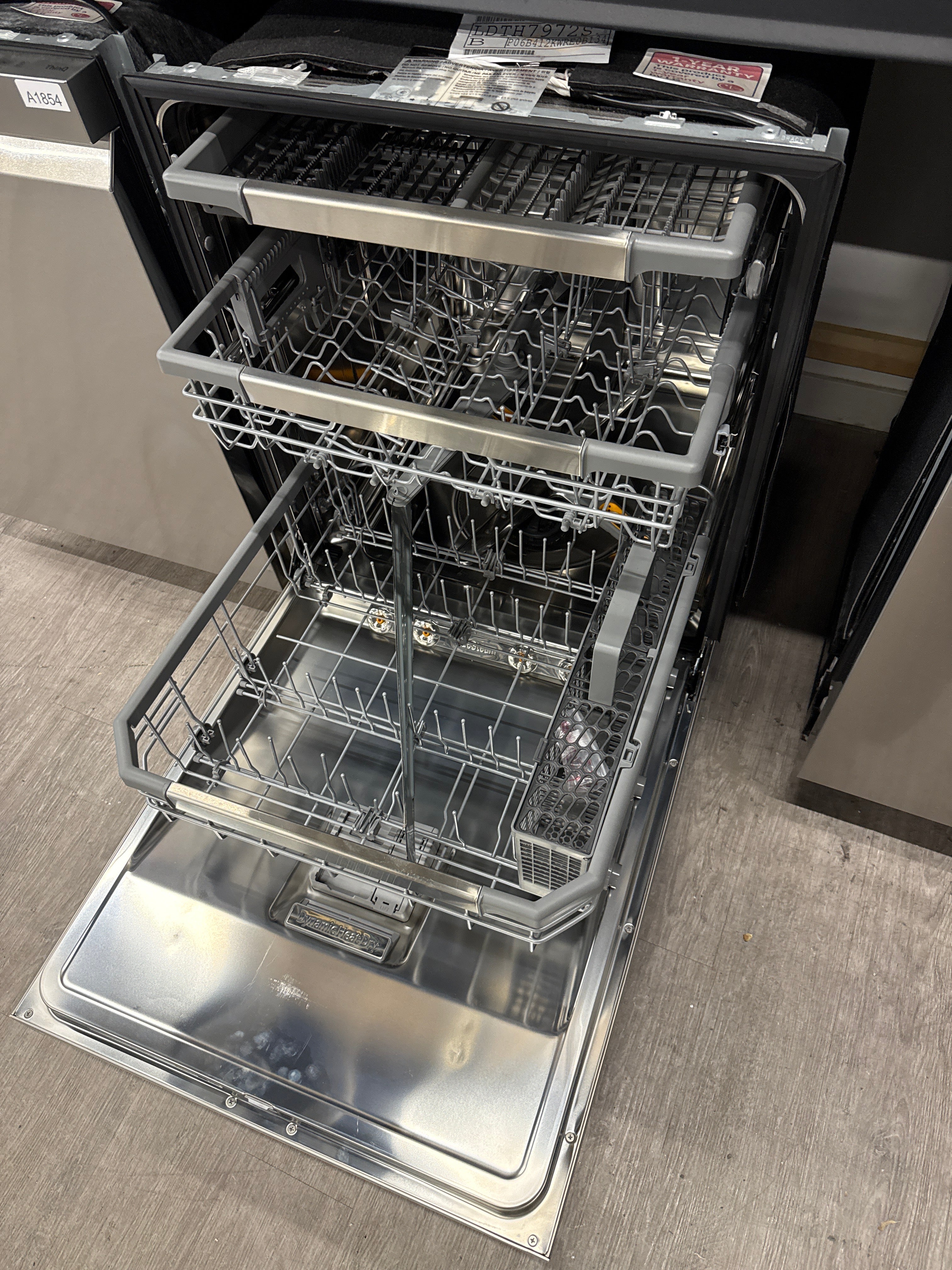NEW - LG 24" Built-In Dishwasher - LDTH7972S (1 YEAR MANUFACTURER WARRANTY)