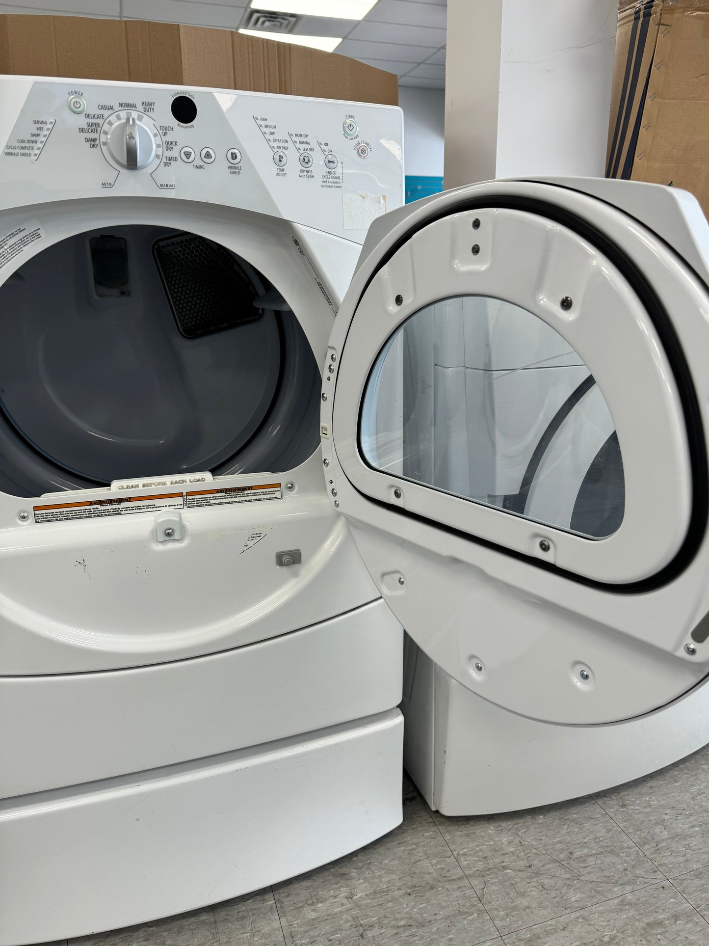 WHIRLPOOL 27” FRONT LOAD WASHER/DRYER SET