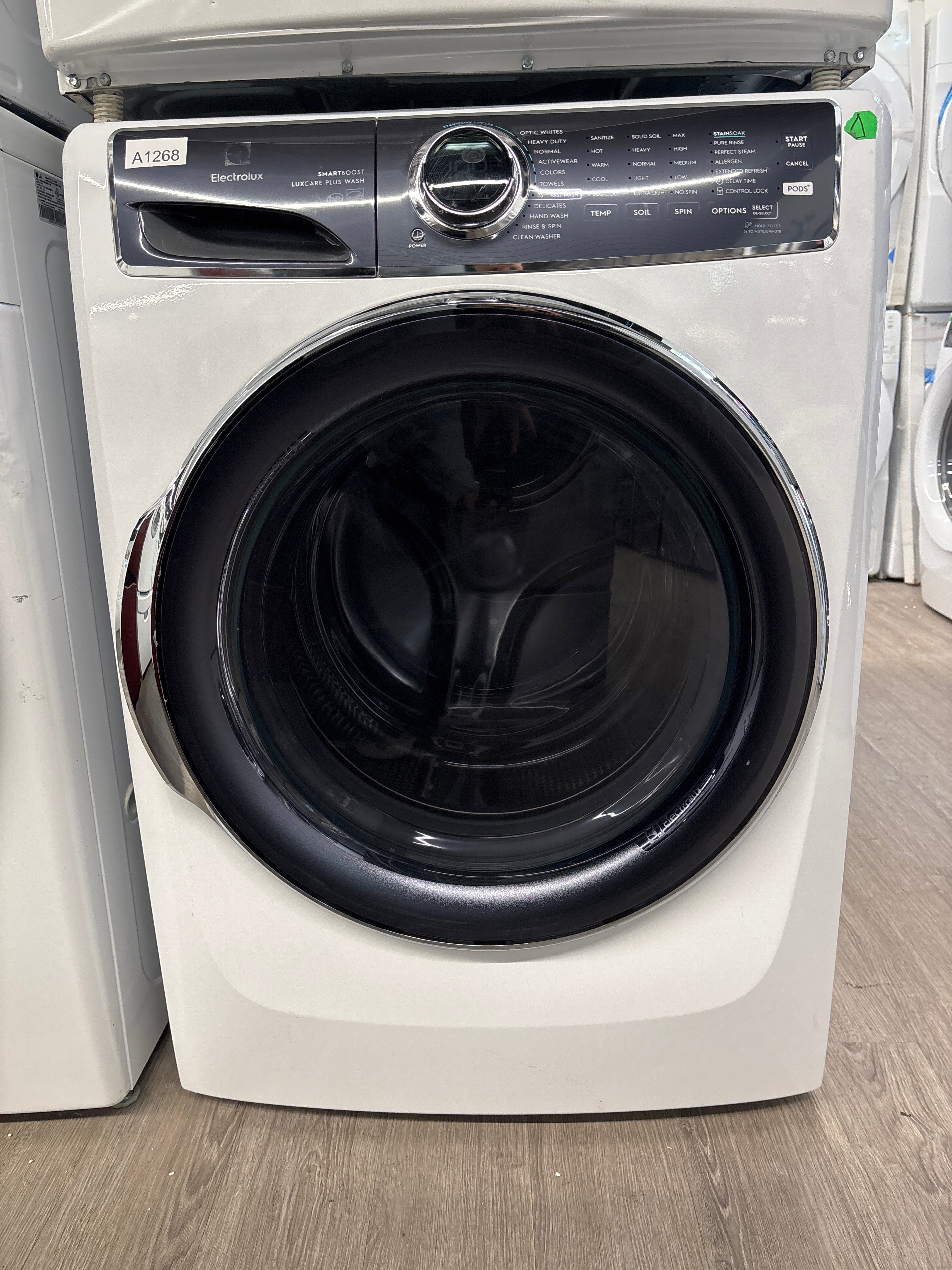 ELECTROLUX 27” Front load washer- EFLW417SIW0