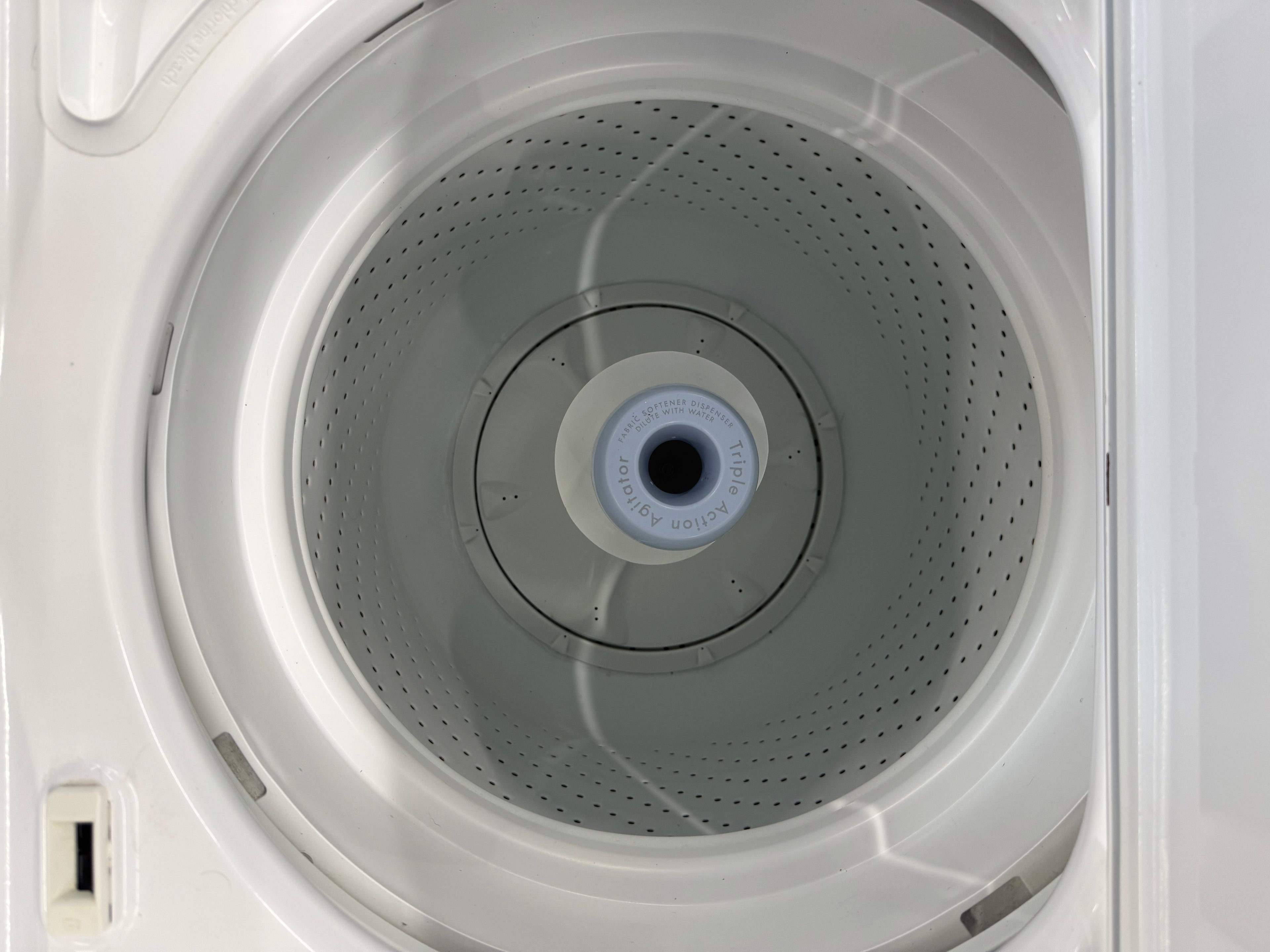 Kenmore 27” Top Load Washer & Dryer Set (110.20242510 & 110.C60242510)
