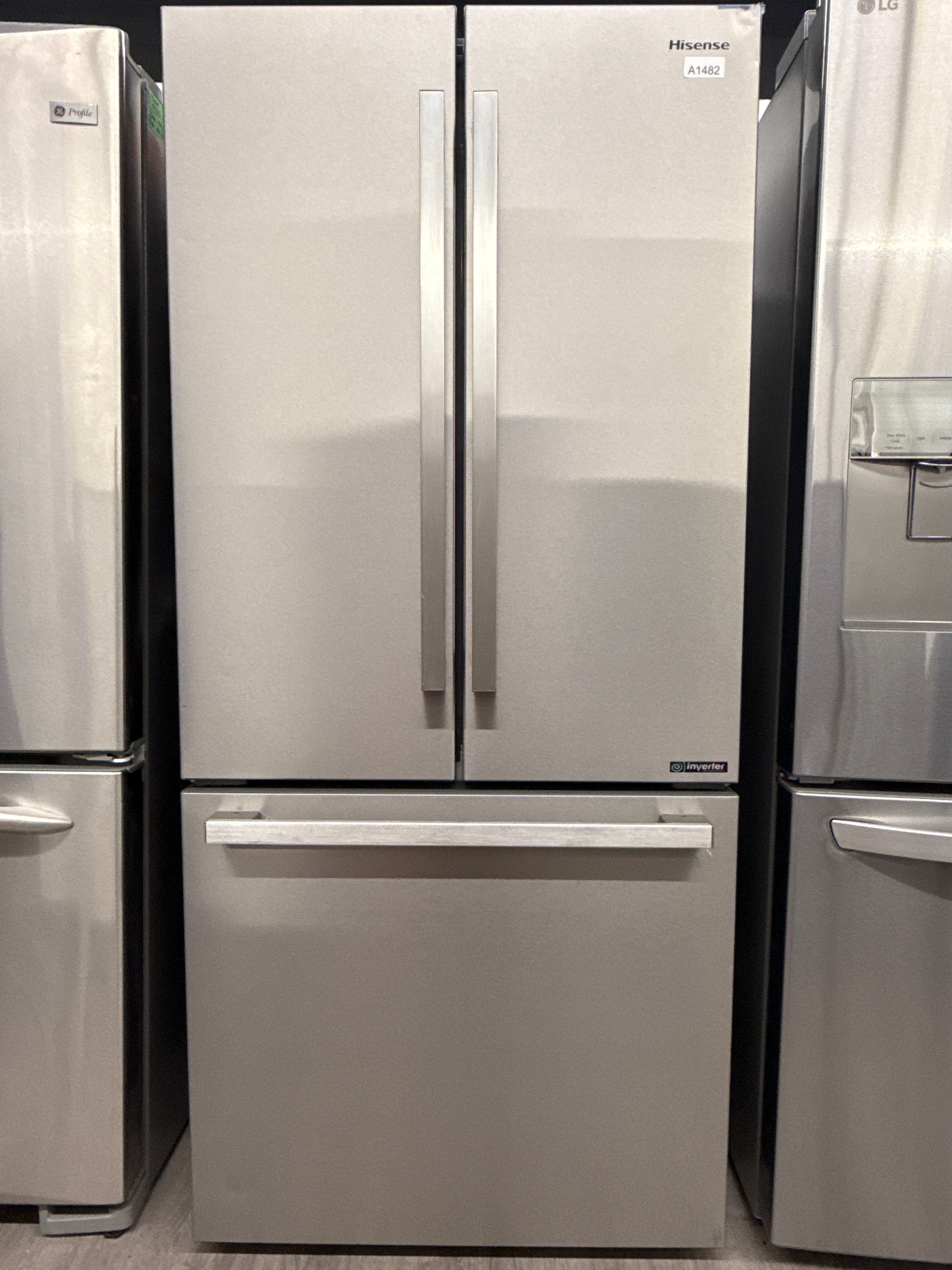 Hisense 30” French Door Refrigerator - RF210N6AHE