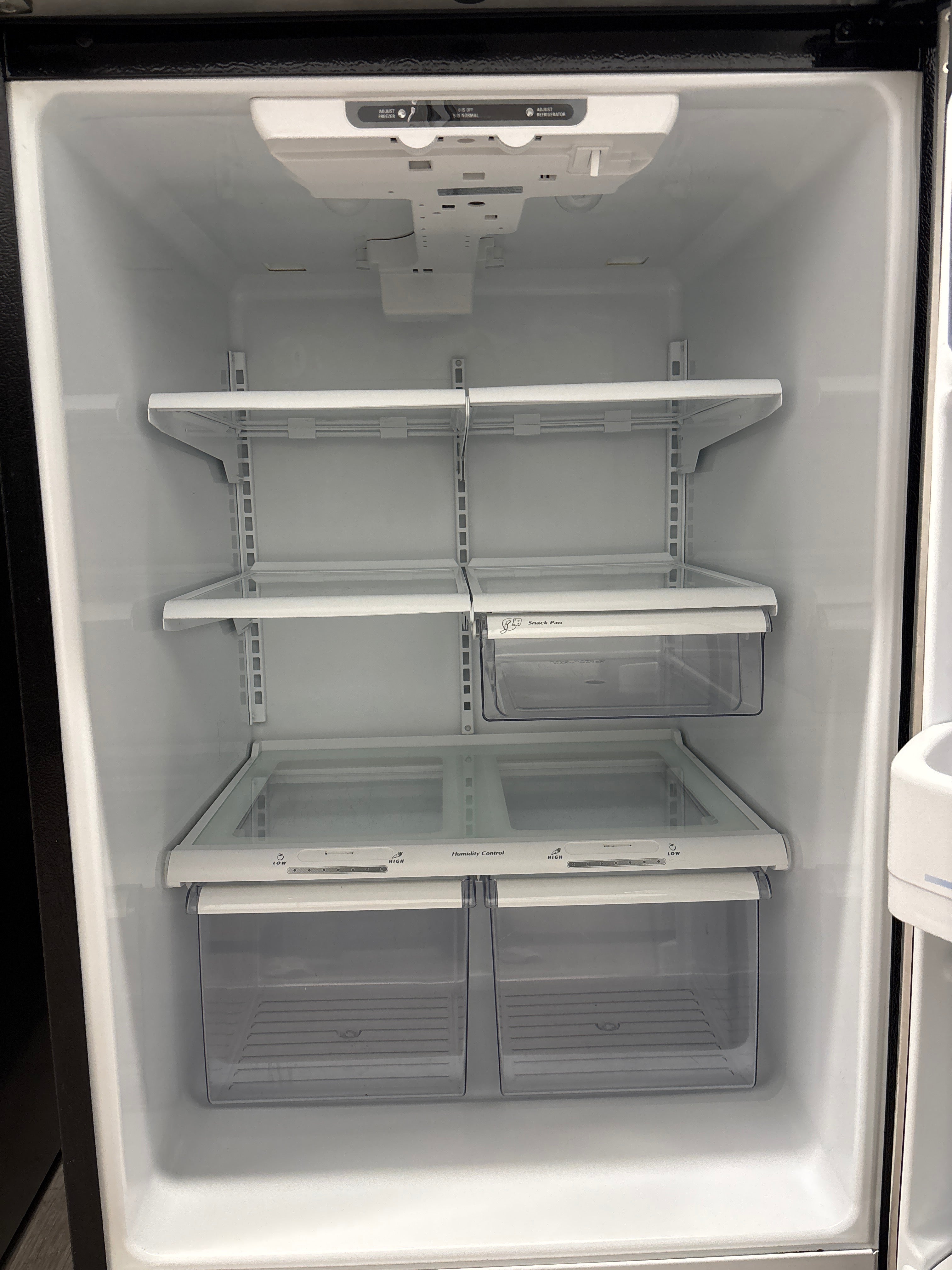GE 30” Top Freezer Refrigerator - GTS18SBSSS