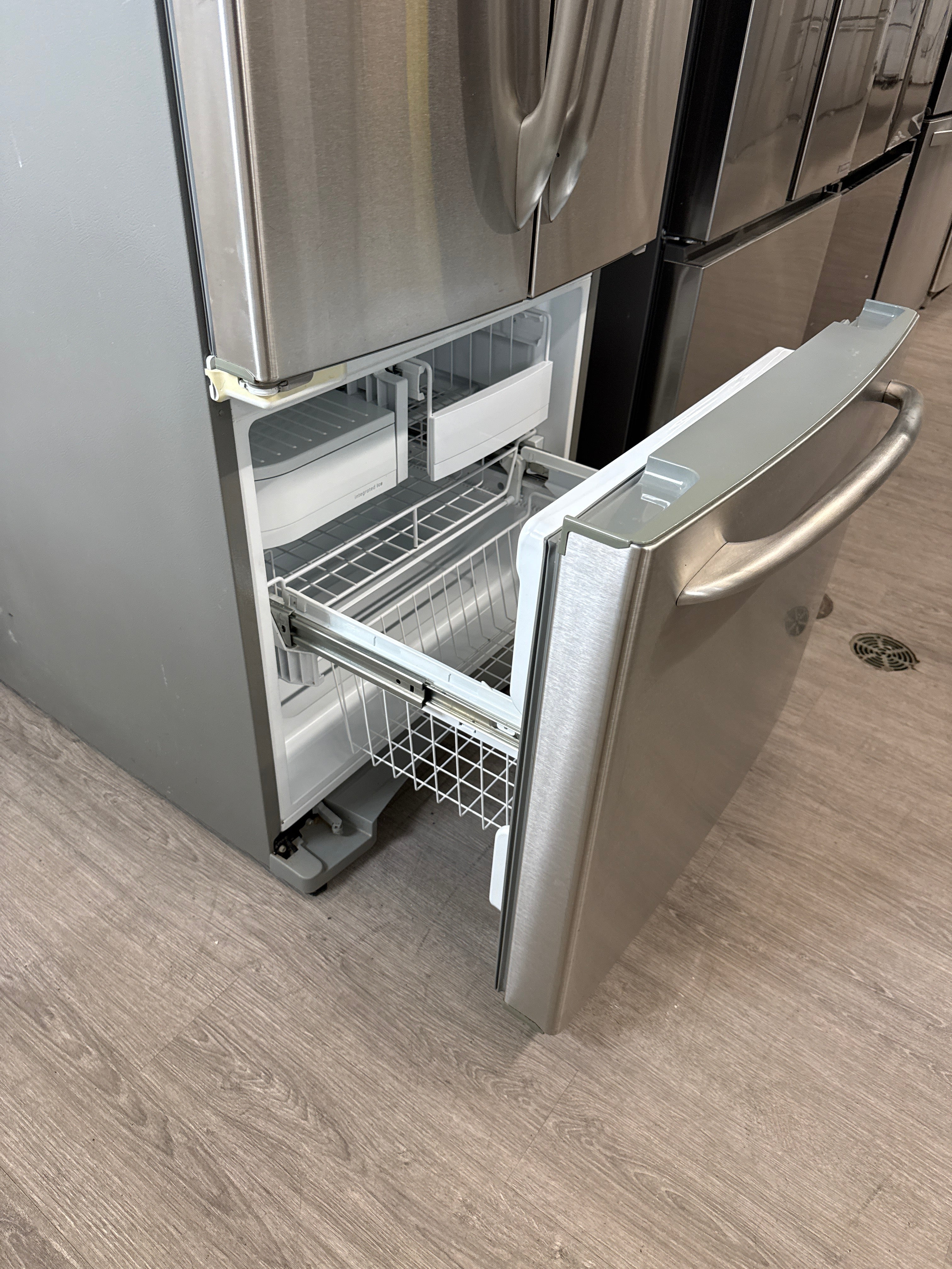 GE 30” French Door Refrigerator - PFSSOMFZE