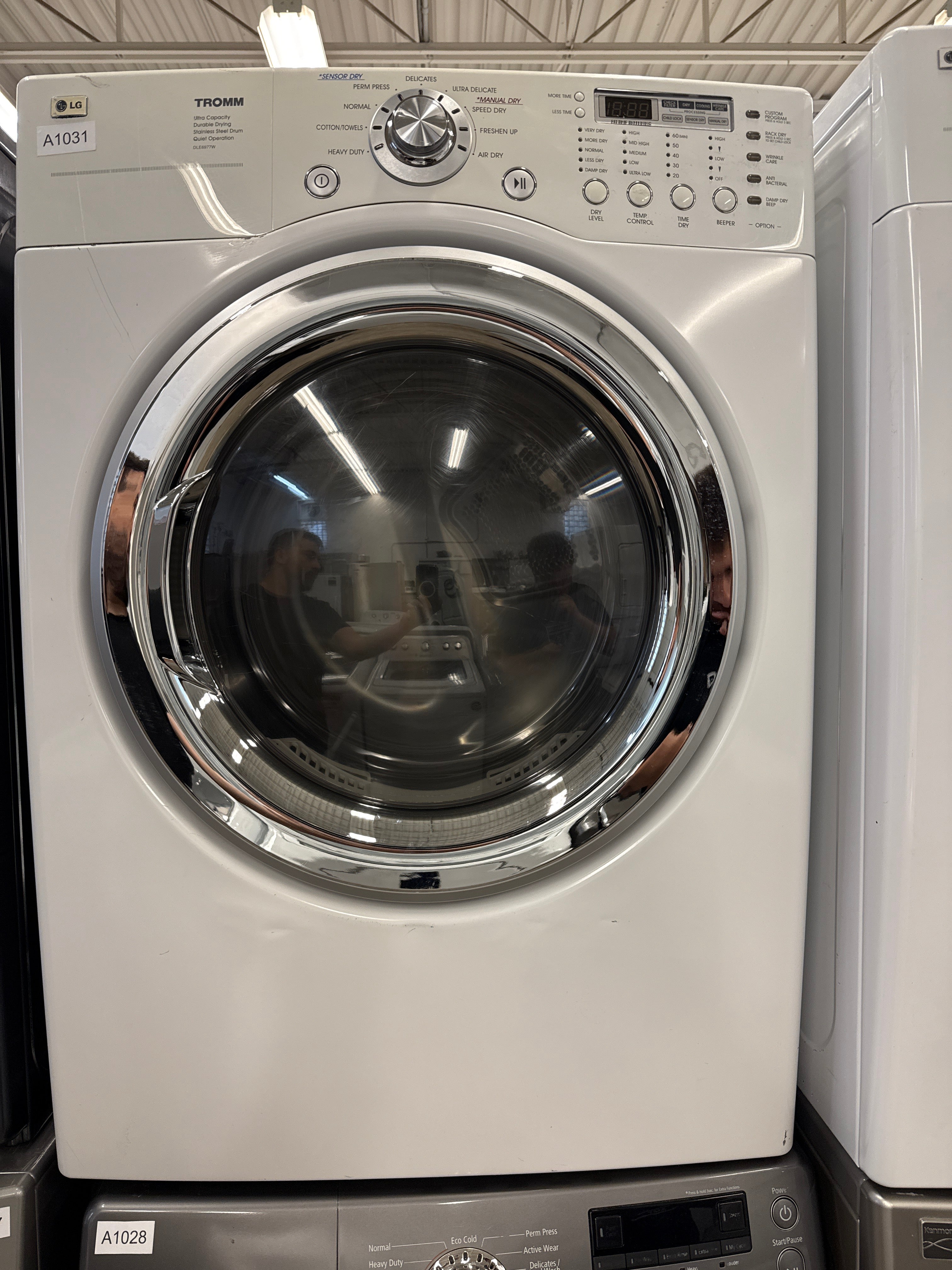 LG 27” Front Load Dryer-DLE6977W